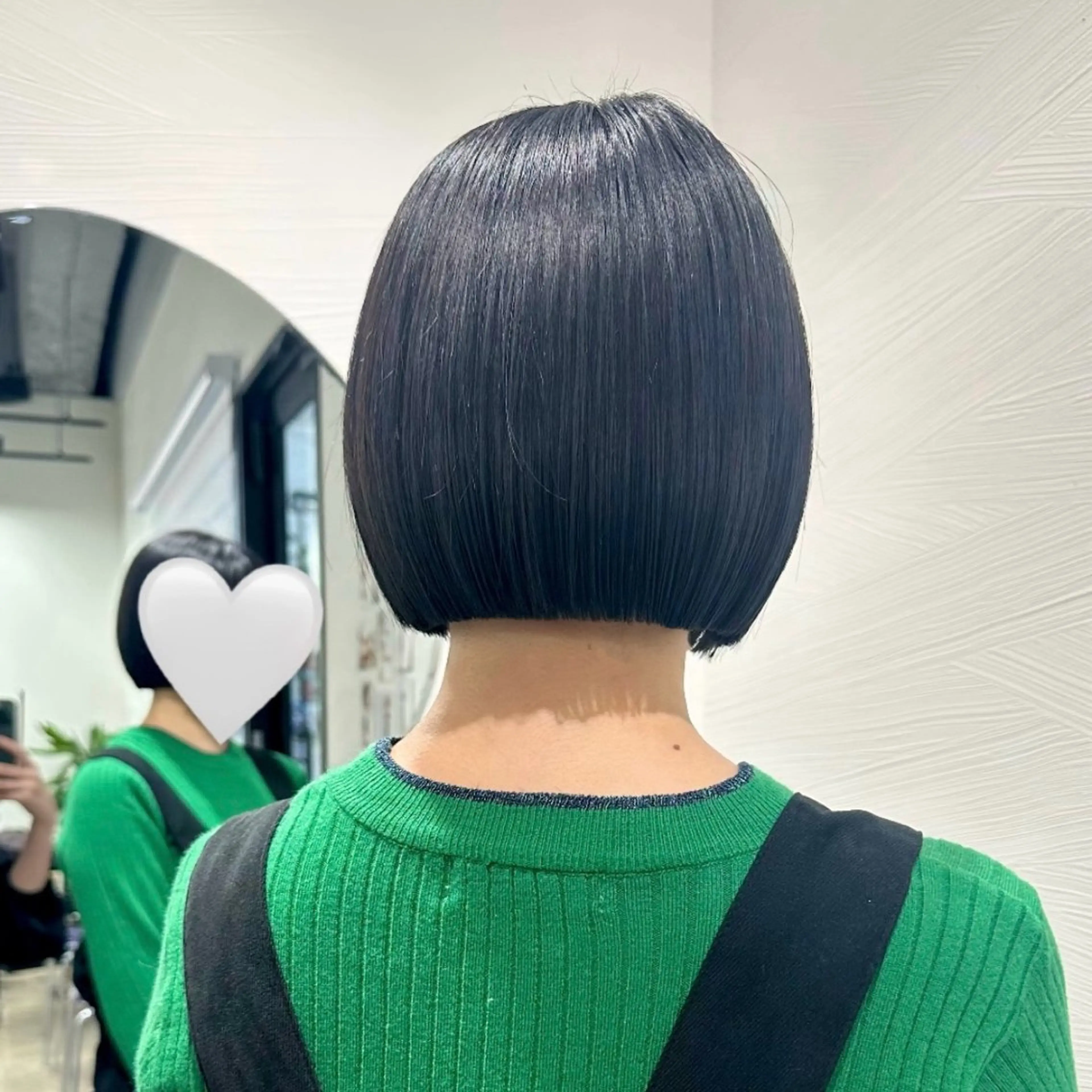 ショート カラー 切りっぱなしボブ ボブ カット ショートとボブの専門 船橋徒歩５分/ERIのヘアスタイル