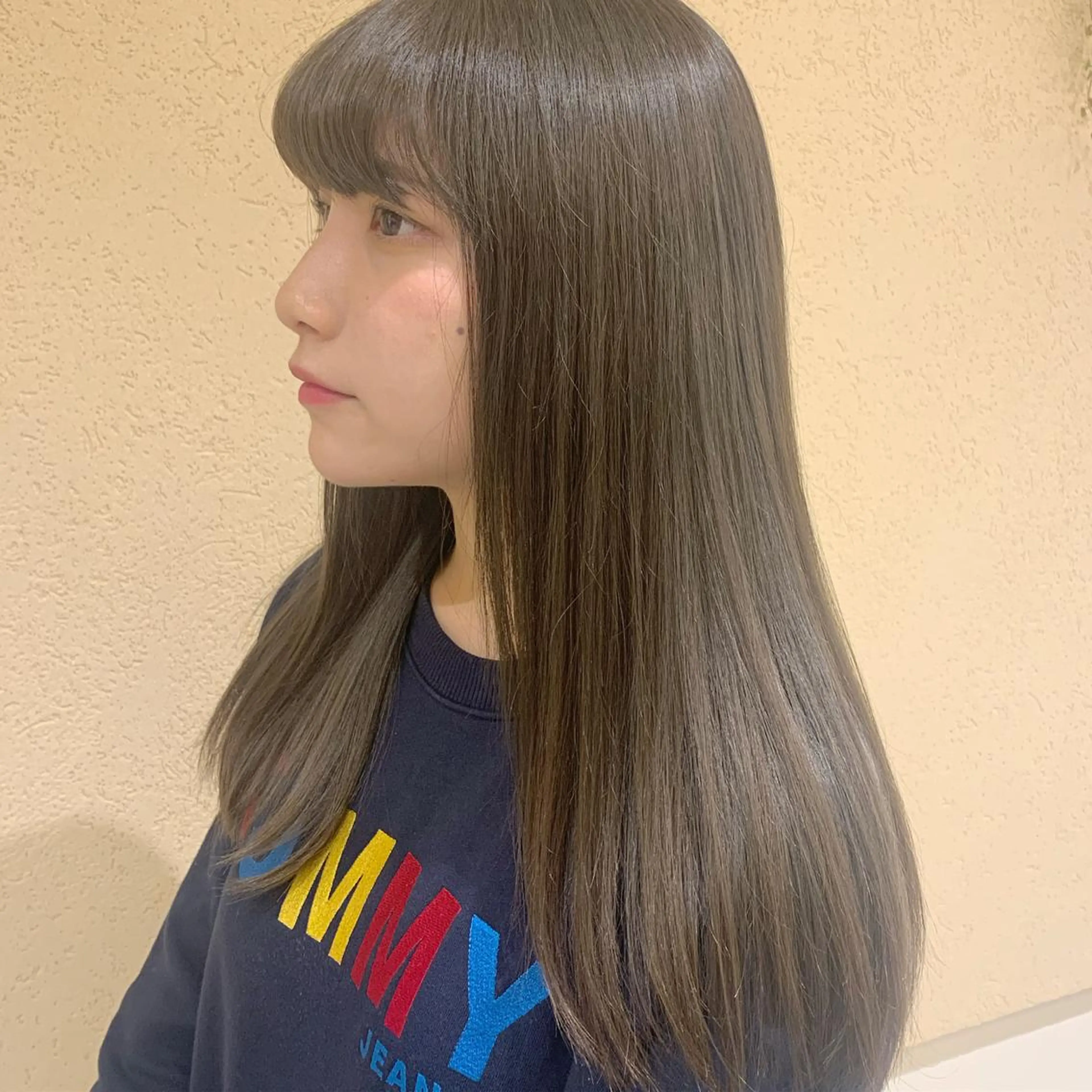 ロング カラー アッシュ ベージュカラー ブルーカラー GO TODAY SHAiRE SALON所属・𝒢𝒾𝓇𝓁𝓎 ⑅　𝓎𝓊𝓀𝒶のヘアスタイル