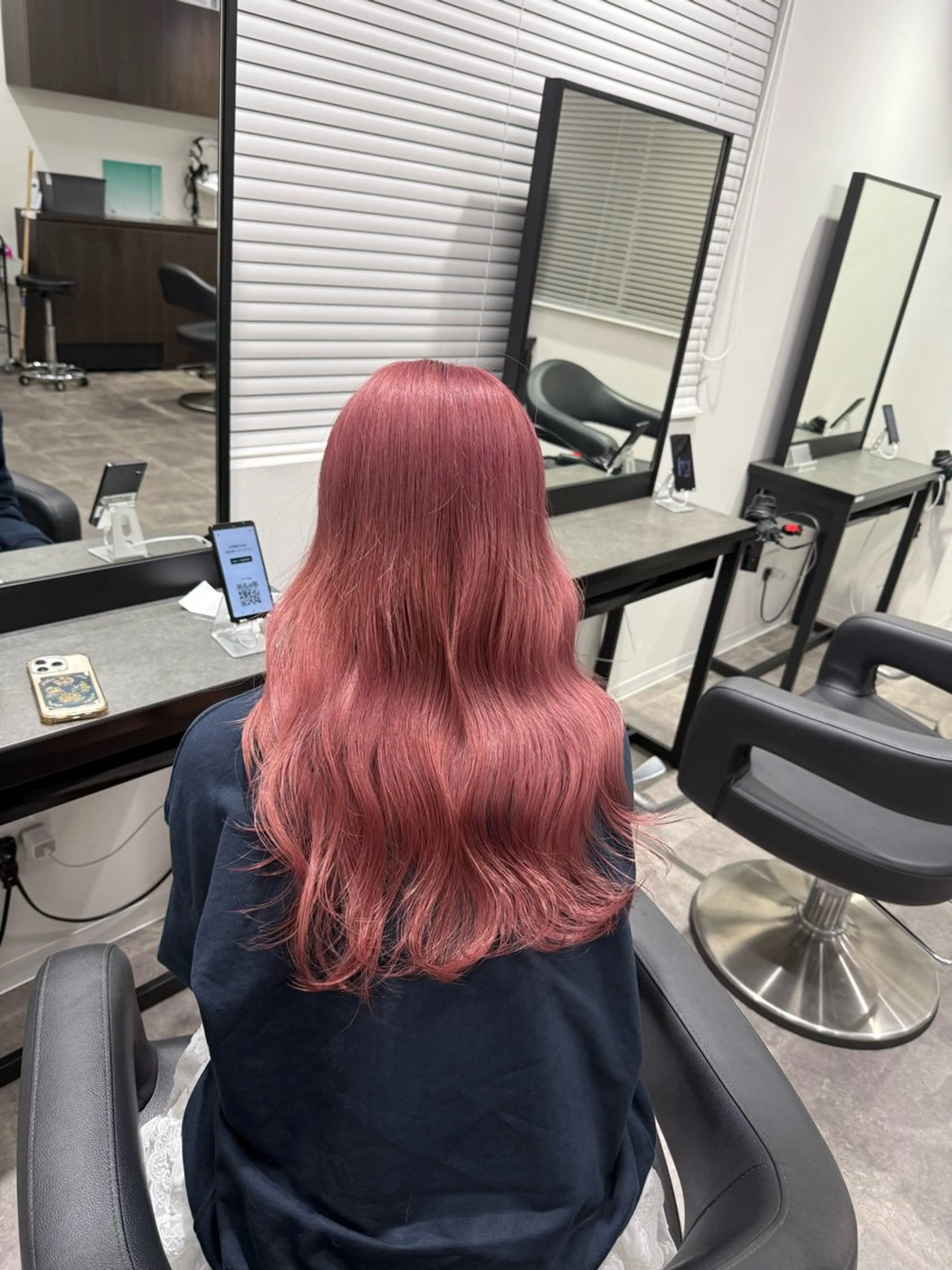 ロング カラー ヘアアレンジ ヘアカラー トリートメント ヘッドスパ 💗暖色特化ピンク/ 赤髪💗HARUNAのヘアスタイル