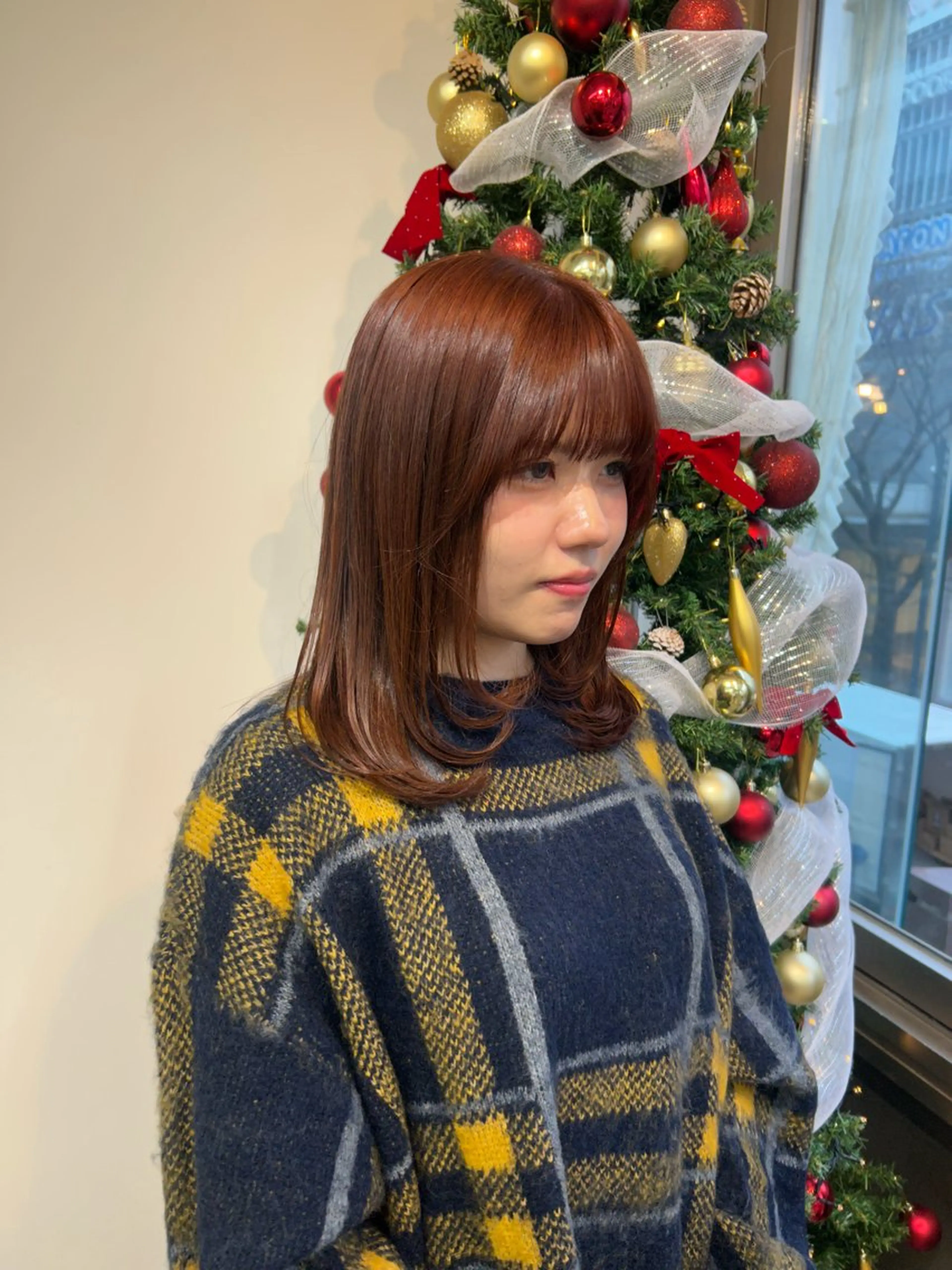 ミディアム カラー カット ヘアカラー ベージュ/ダブルカラ ー/新潟駅/青柳萌果のヘアスタイル