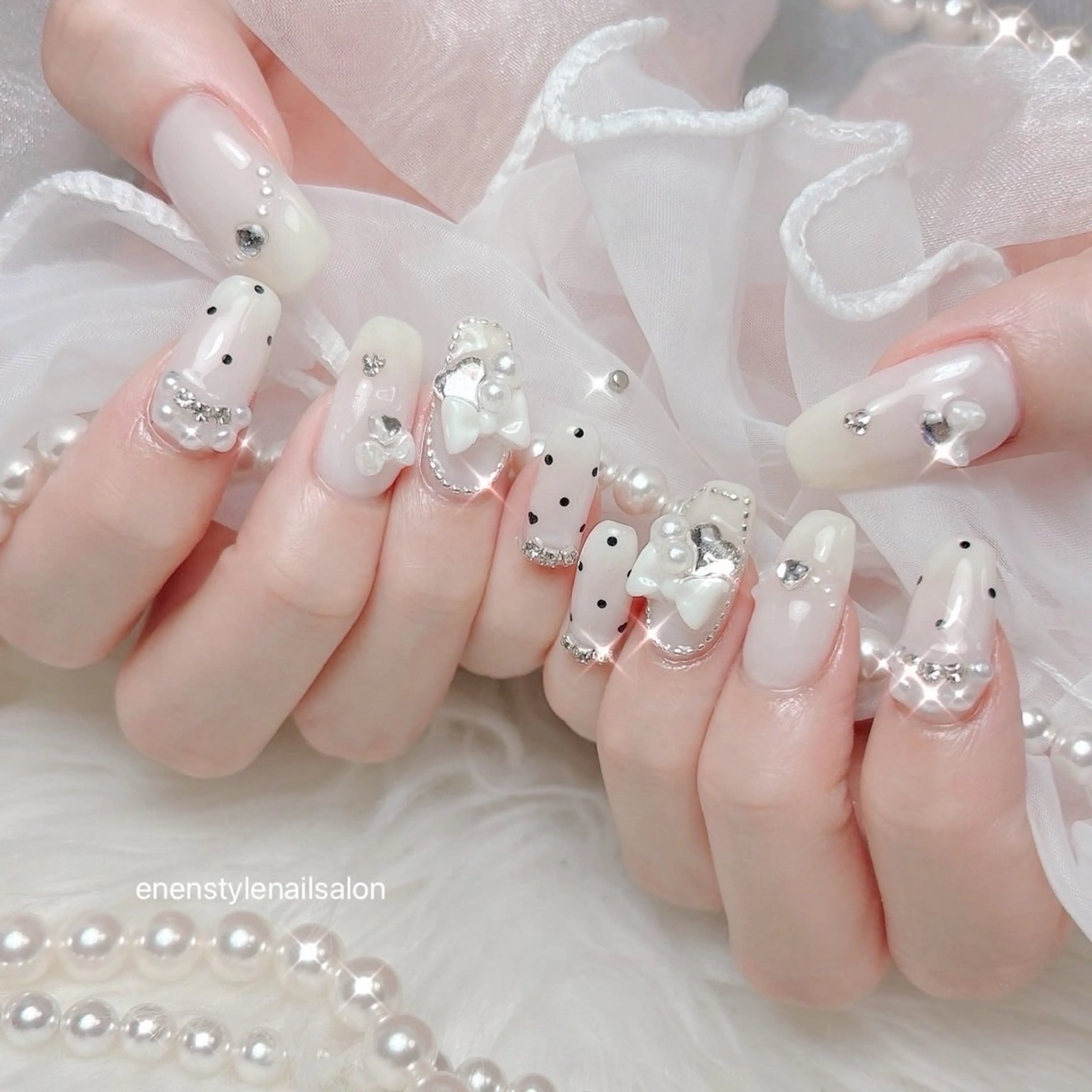 ネイル ハンドネイル 👑enen style👑のネイルデザイン