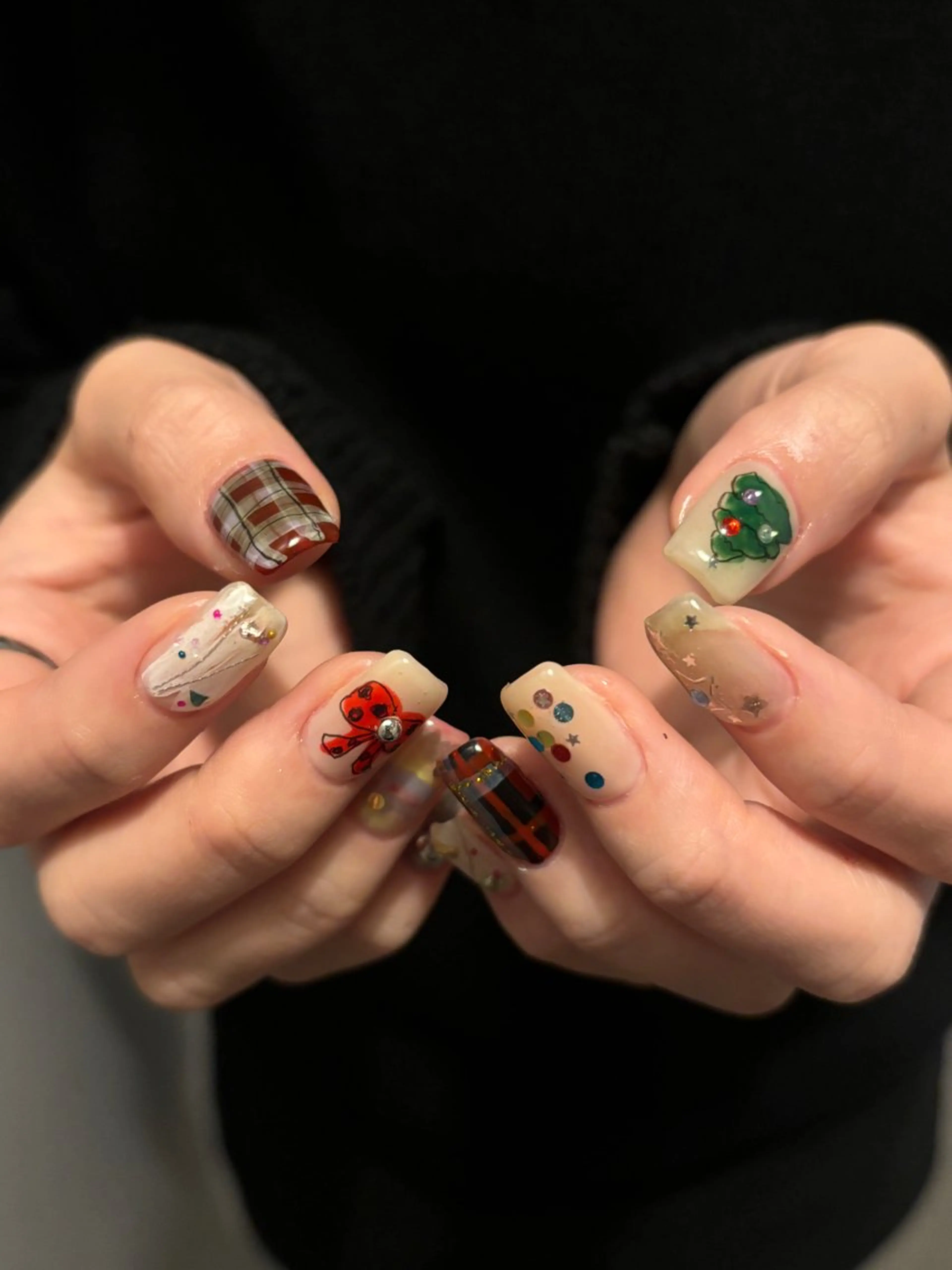 ネイル ハンドネイル sister  mohawk所属・chika ／ nailのネイルデザイン