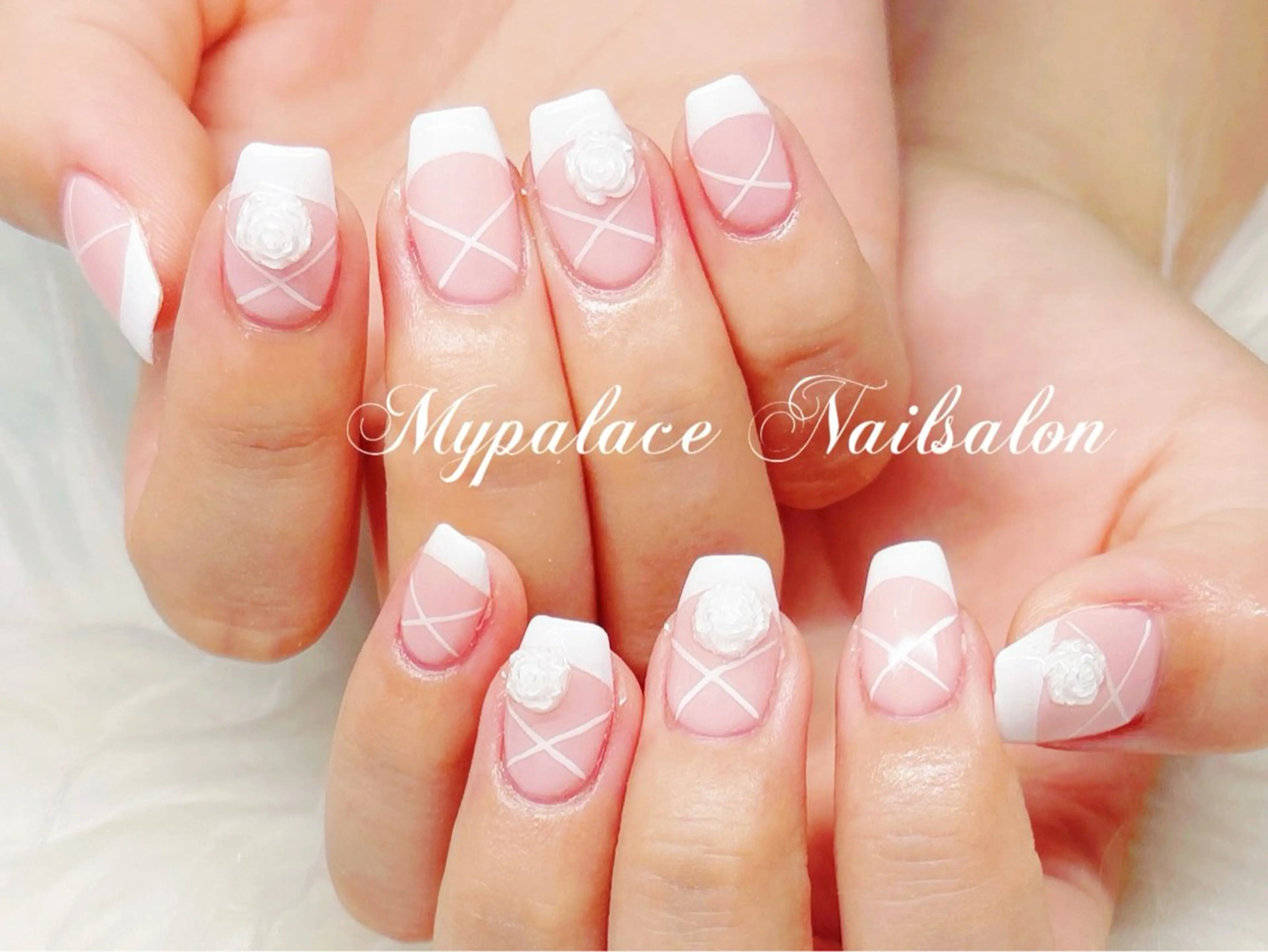 ネイル アートネイル フレンチネイル ハンドネイル Yuis Nailスカルプ専門のネイルデザイン