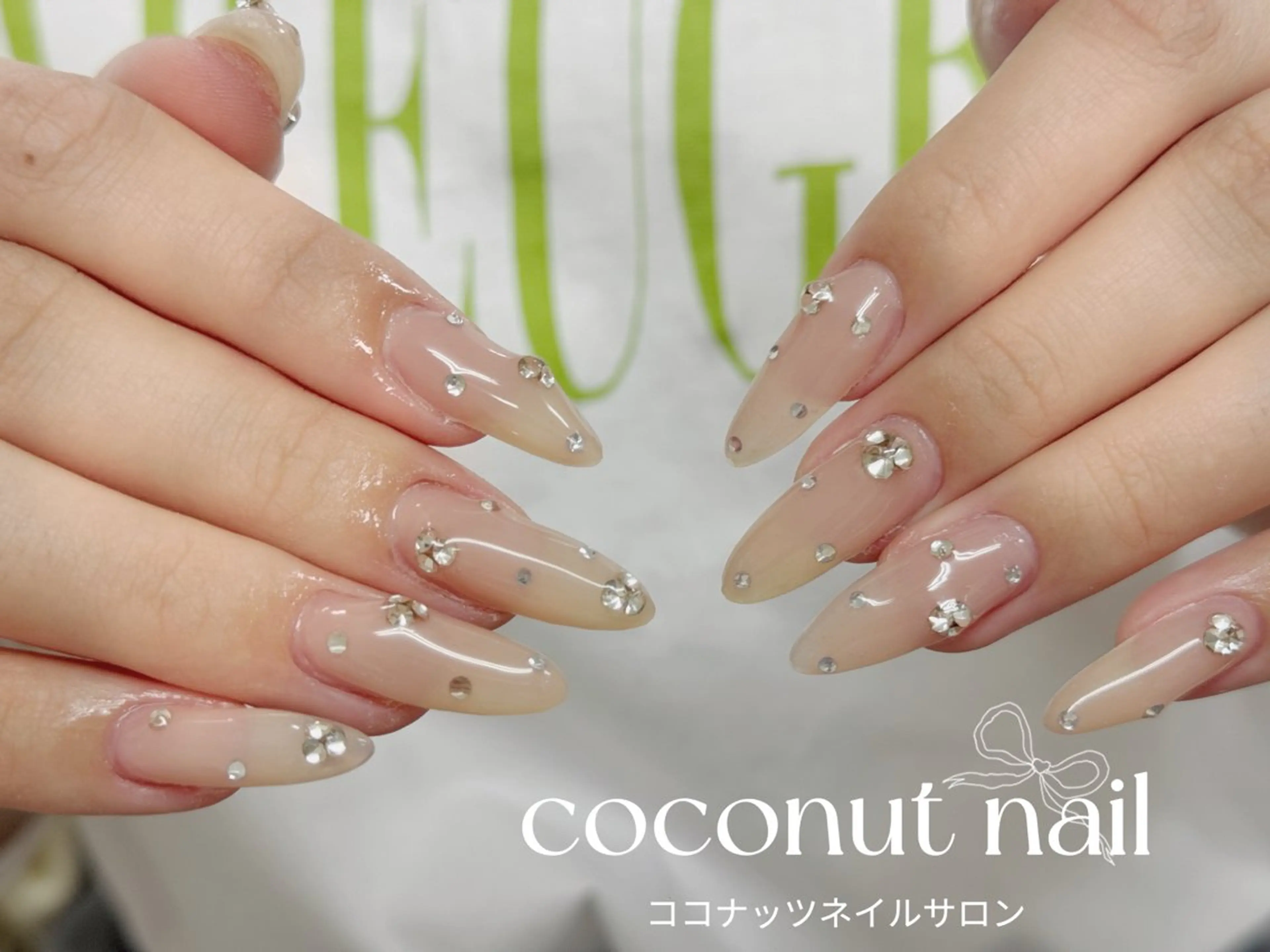 ネイル べっ甲ネイル フレンチネイル キラキラネイル マグネットネイル 大理石ネイル(マーブル) ハンドネイル 神田 ココナッツのネイルデザイン