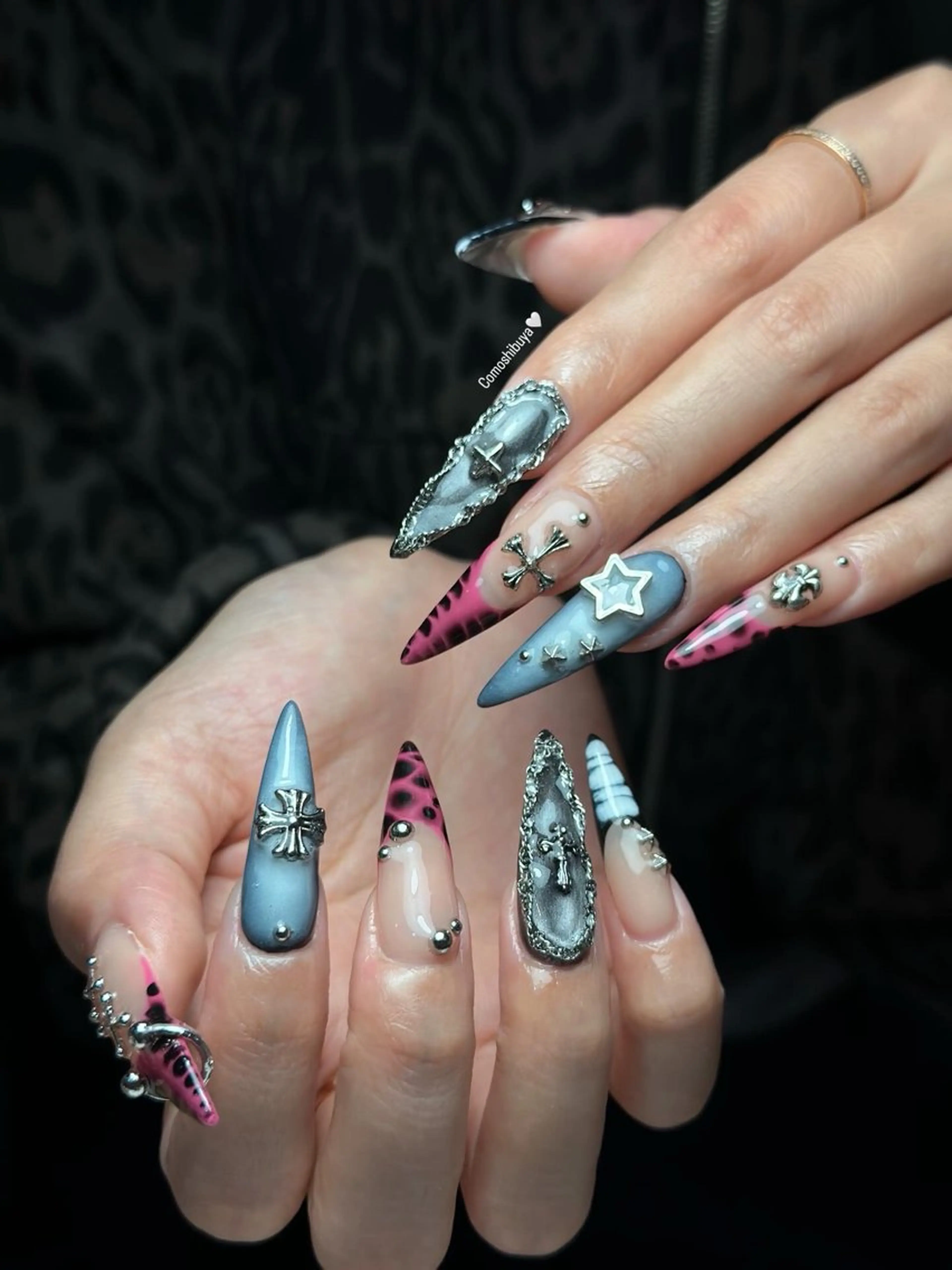ネイル 韓国ネイル シンプルネイル ワンホンネイル ハンドネイル CoMo Nail Studio所属・CoMo Nailのネイルデザイン