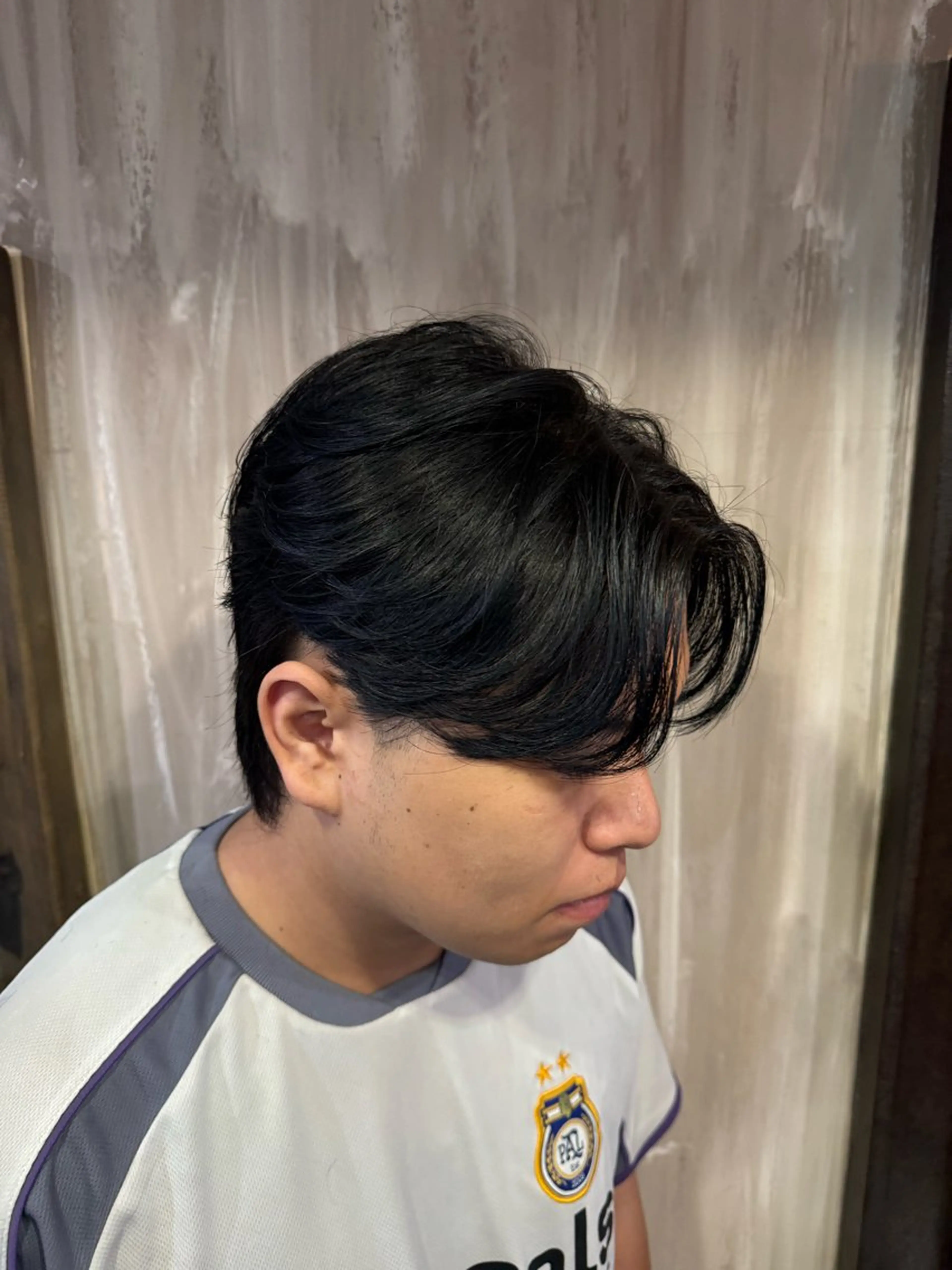 ショート カラー メンズ センターパート フェザーパーマ メンズパーマ 黒髪 ブルーカラー カット ヘアカラー メンズカット/パーマ 艶カラーTAIGA︎のヘアスタイル