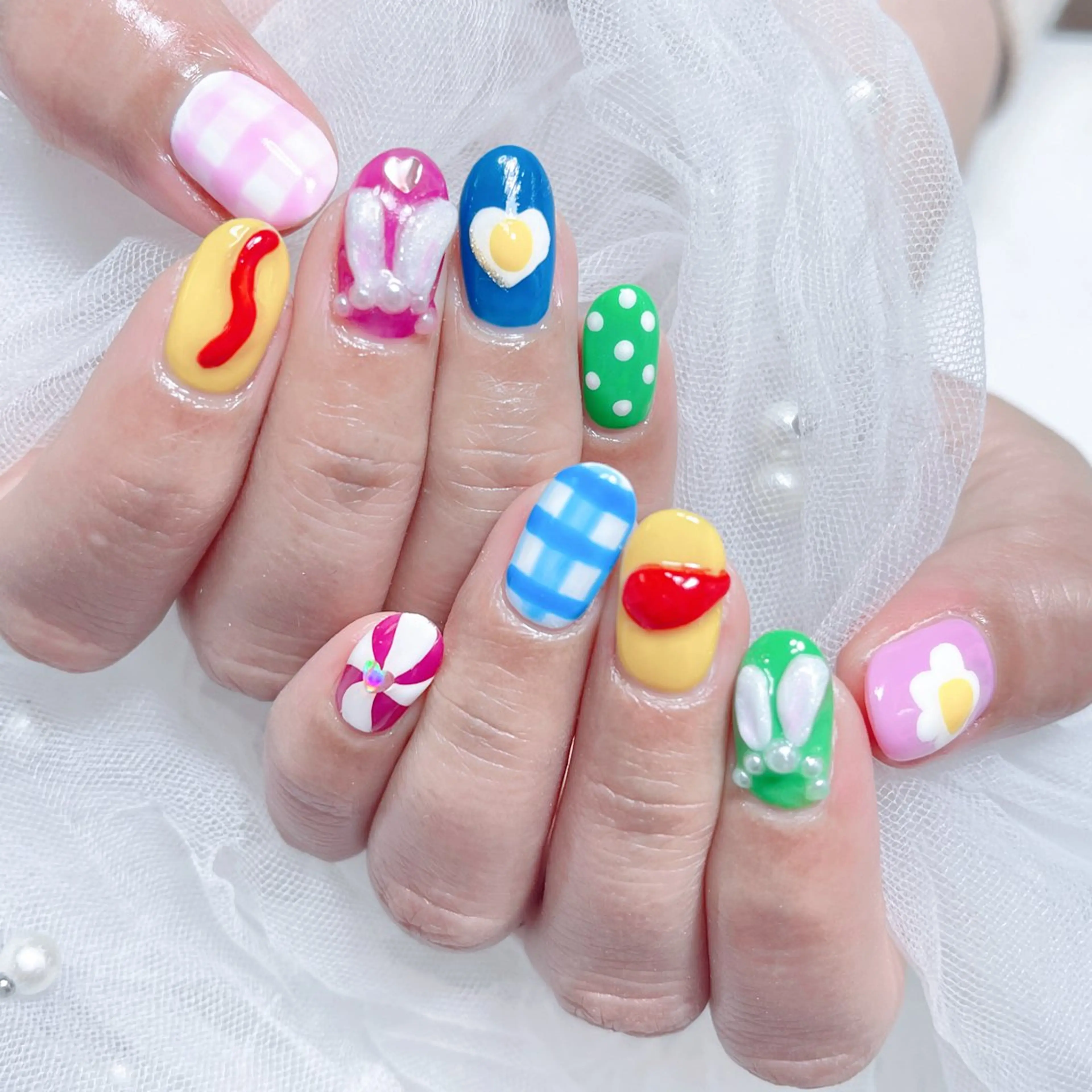ネイル ハンドネイル 🎀ネイルサロン エクラYUI🎀のネイルデザイン
