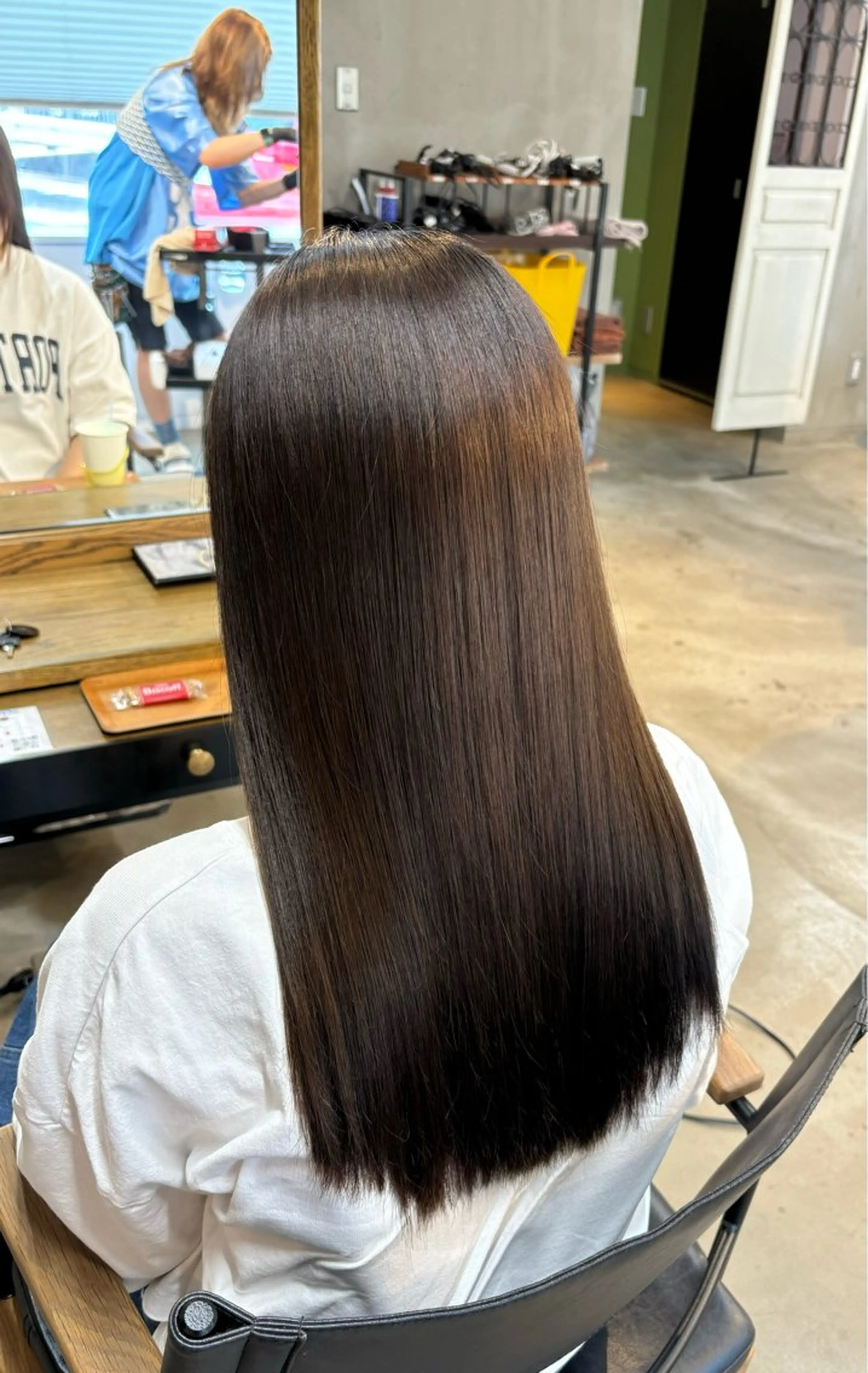 ロング トリートメント 日比野 紅杏のヘアスタイル