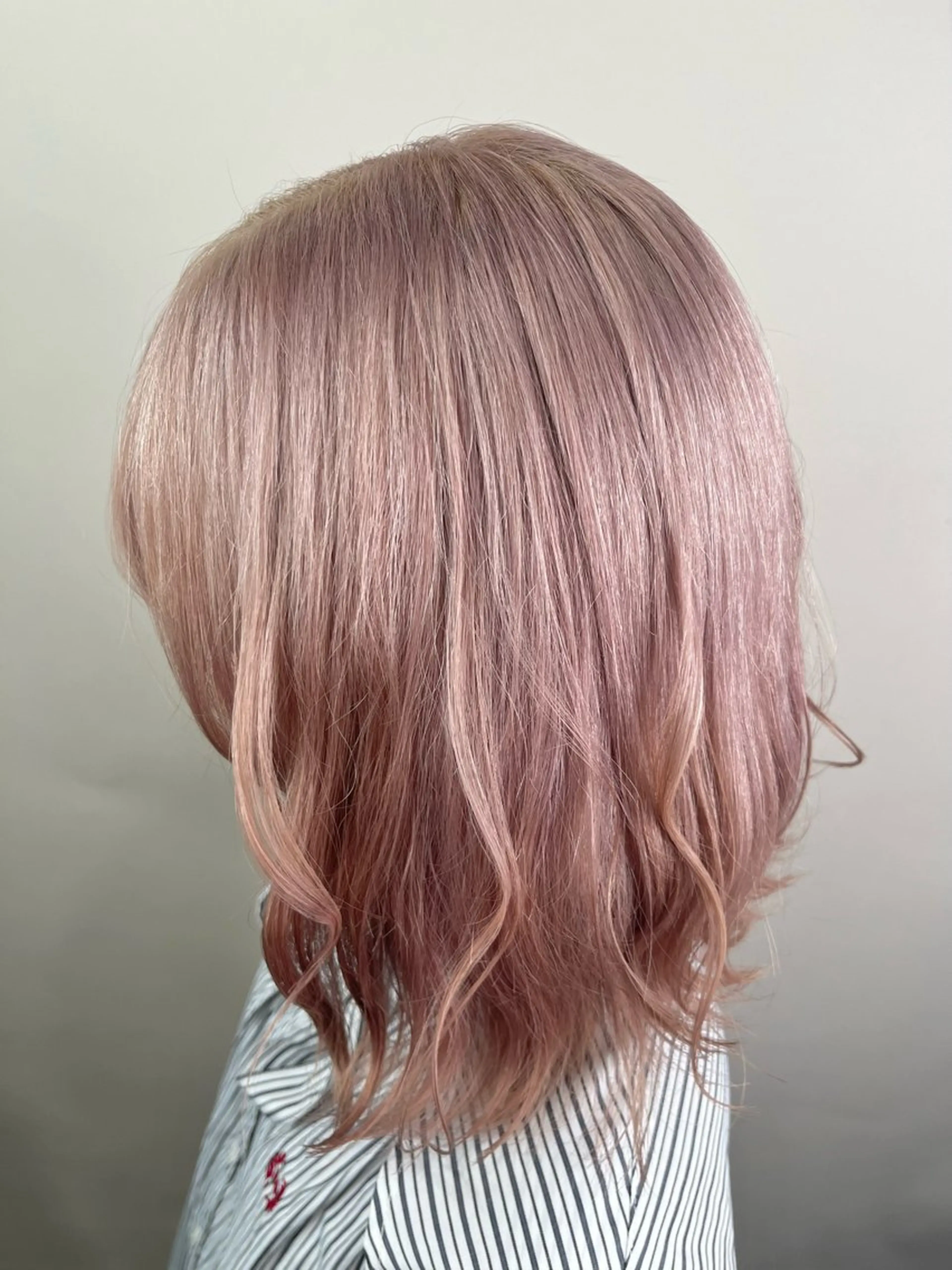 カラー ベージュカラー ブリーチ ピンクカラー ピンクベージュ ホワイトピンク ヘアカラー トリートメント 透明感カラー/パーマ 🌀アオノアユミのヘアスタイル