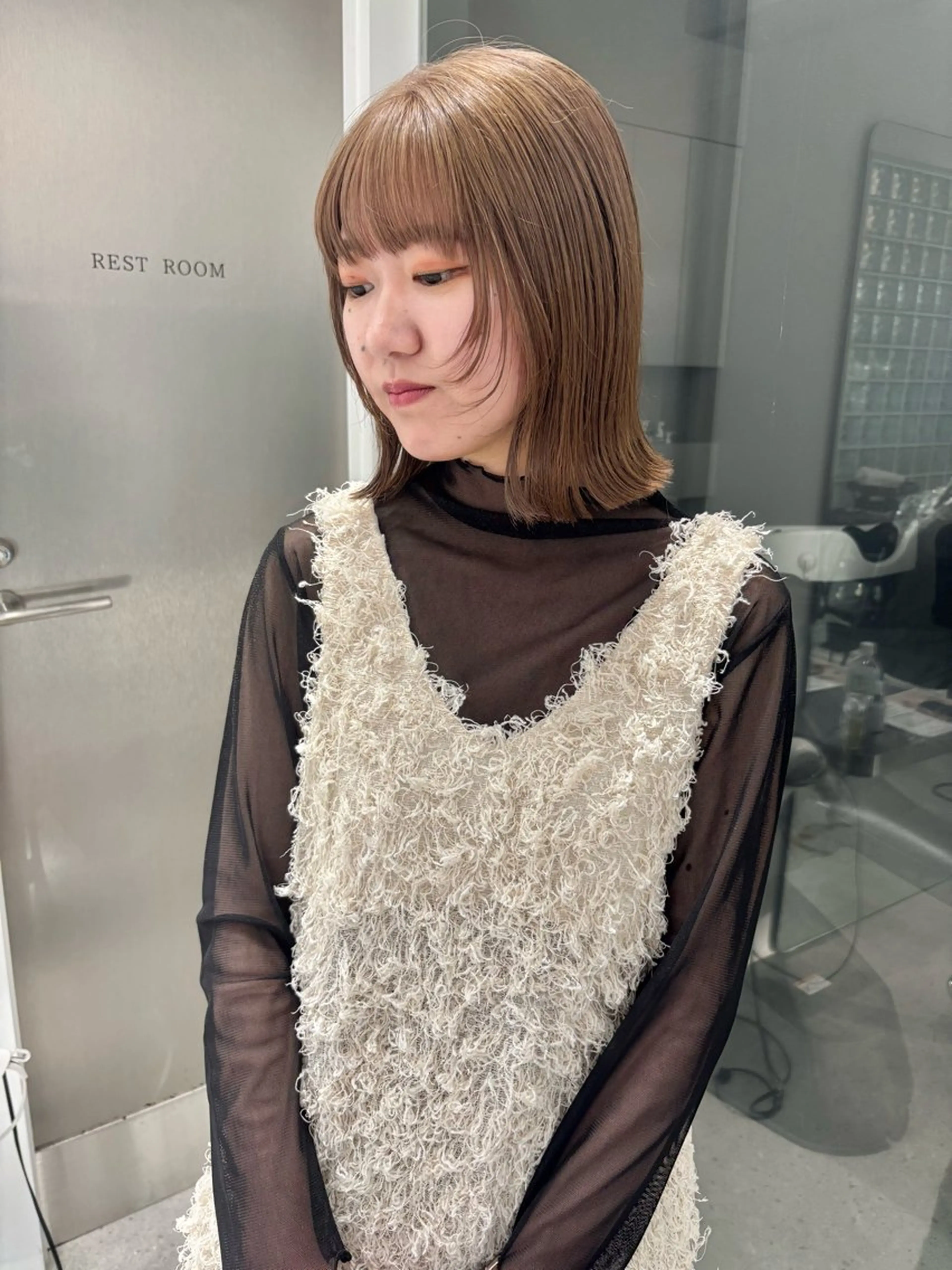 ミディアム ボブ ウルフカット iLi所属・iLi 《イリ》のヘアスタイル