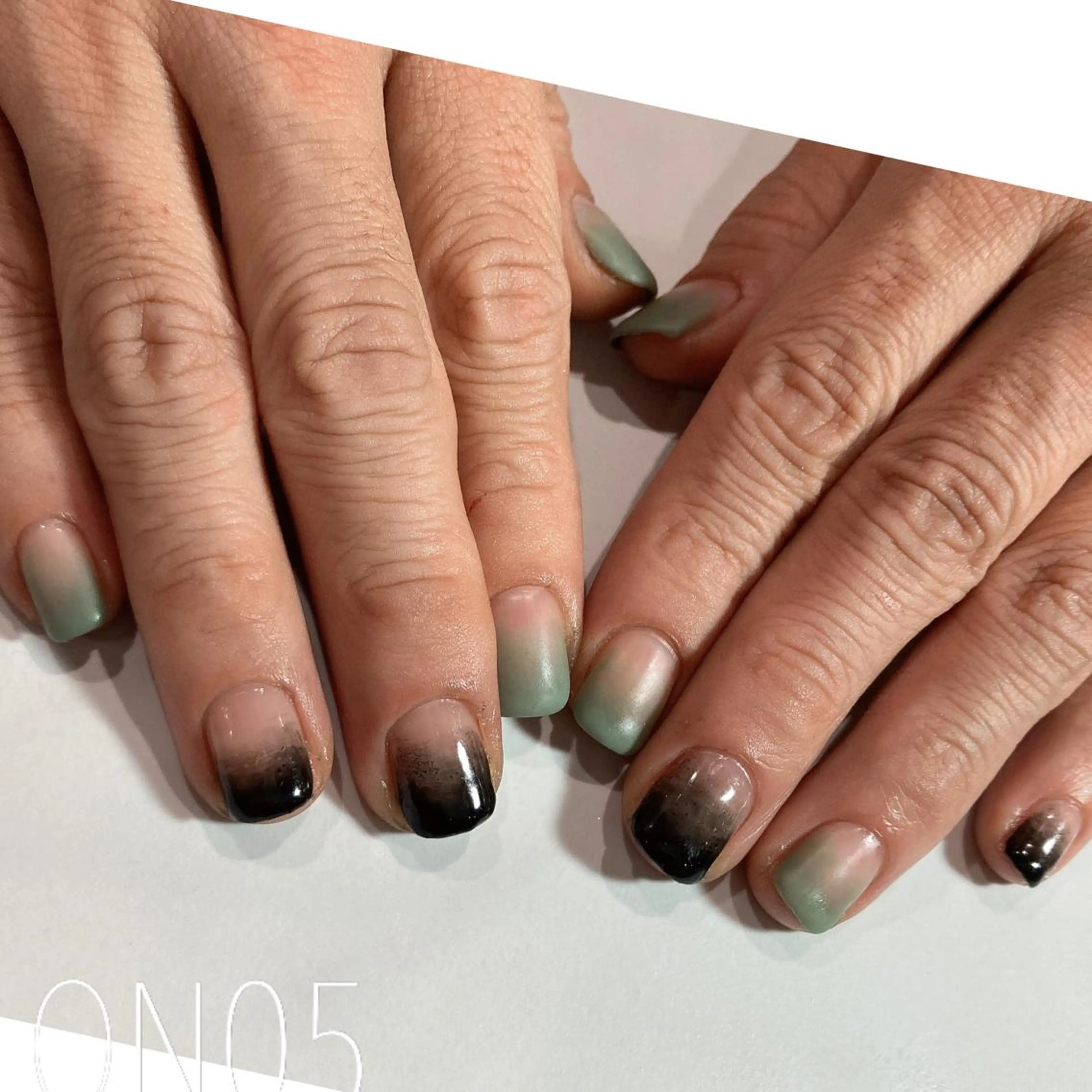 ネイル 園 寛子 （ネイリスト）のネイルデザイン