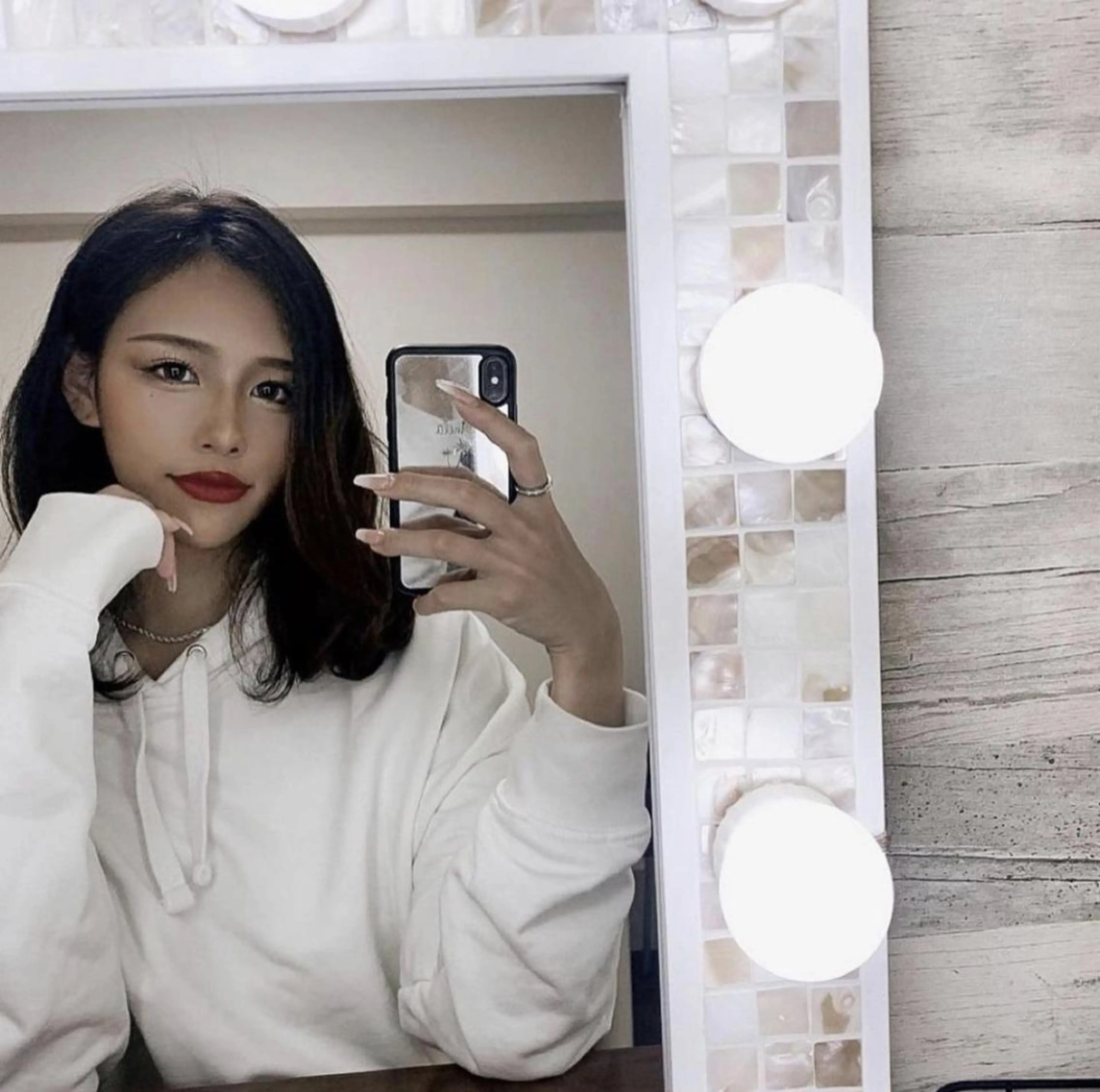 ロング ヘアアレンジ ネイル マツエク・マツパ メンズ カラー パーマ キッズ アイブロウ エステ リラク ライトビューティー 銀座店のエステ・リラクイメージ