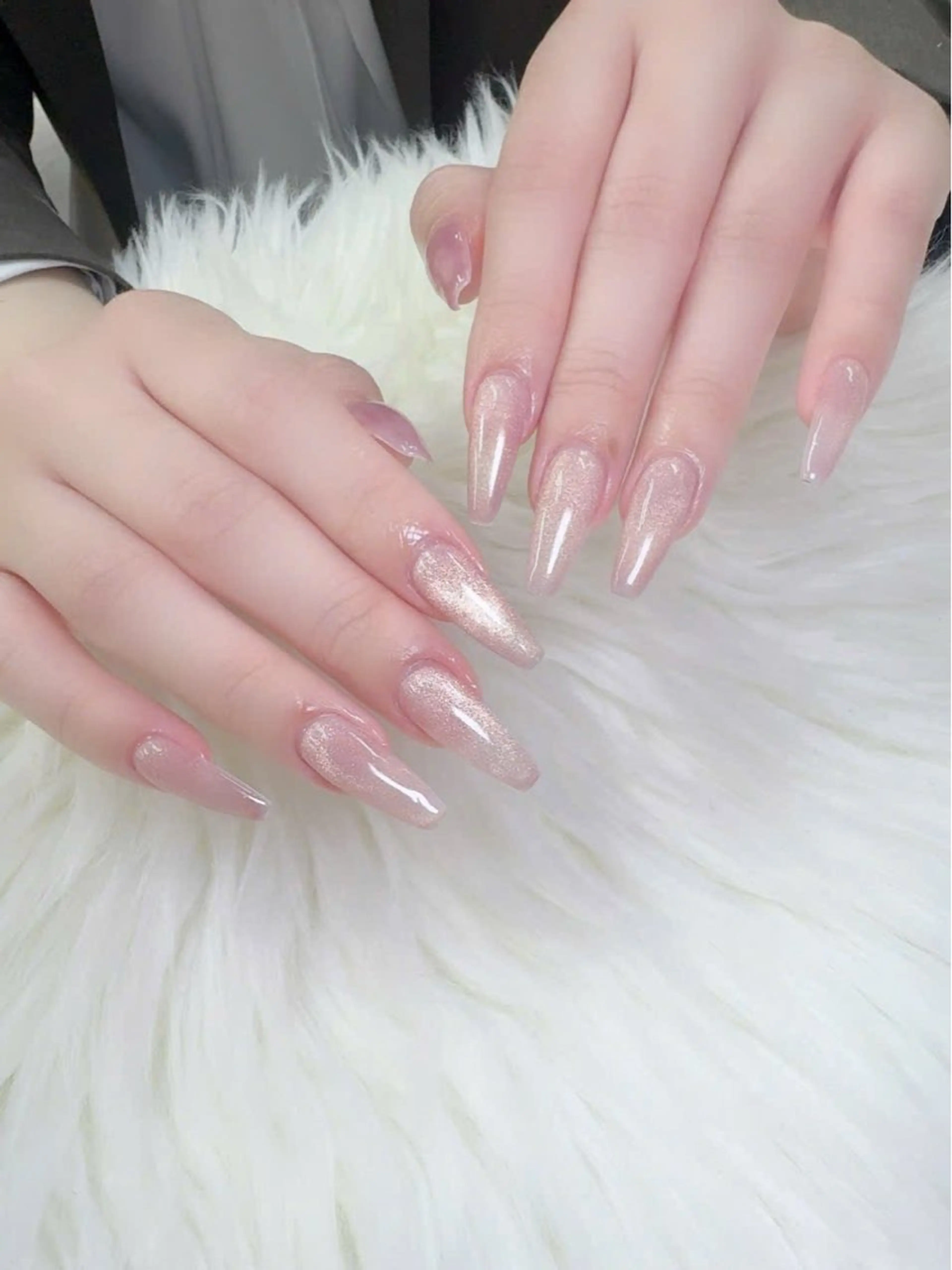 ネイル フレンチネイル グラデーション マグネットネイル ニュアンスネイル オフィスネイル フットネイル Hara Nail 【パラジェル使用】のネイルデザイン