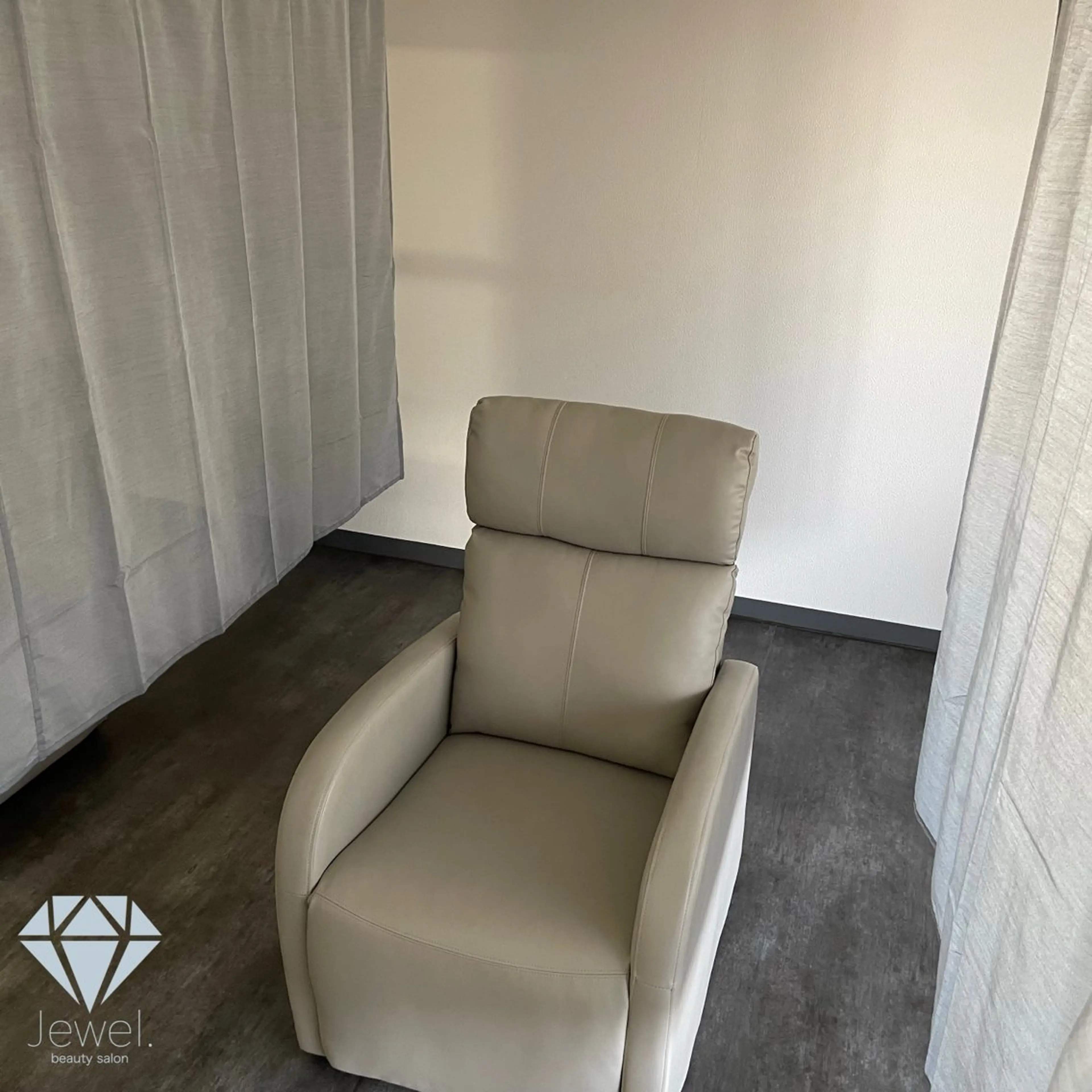 ジュエル.《まつげ》 モデル様募集中のマツエク・マツパデザイン