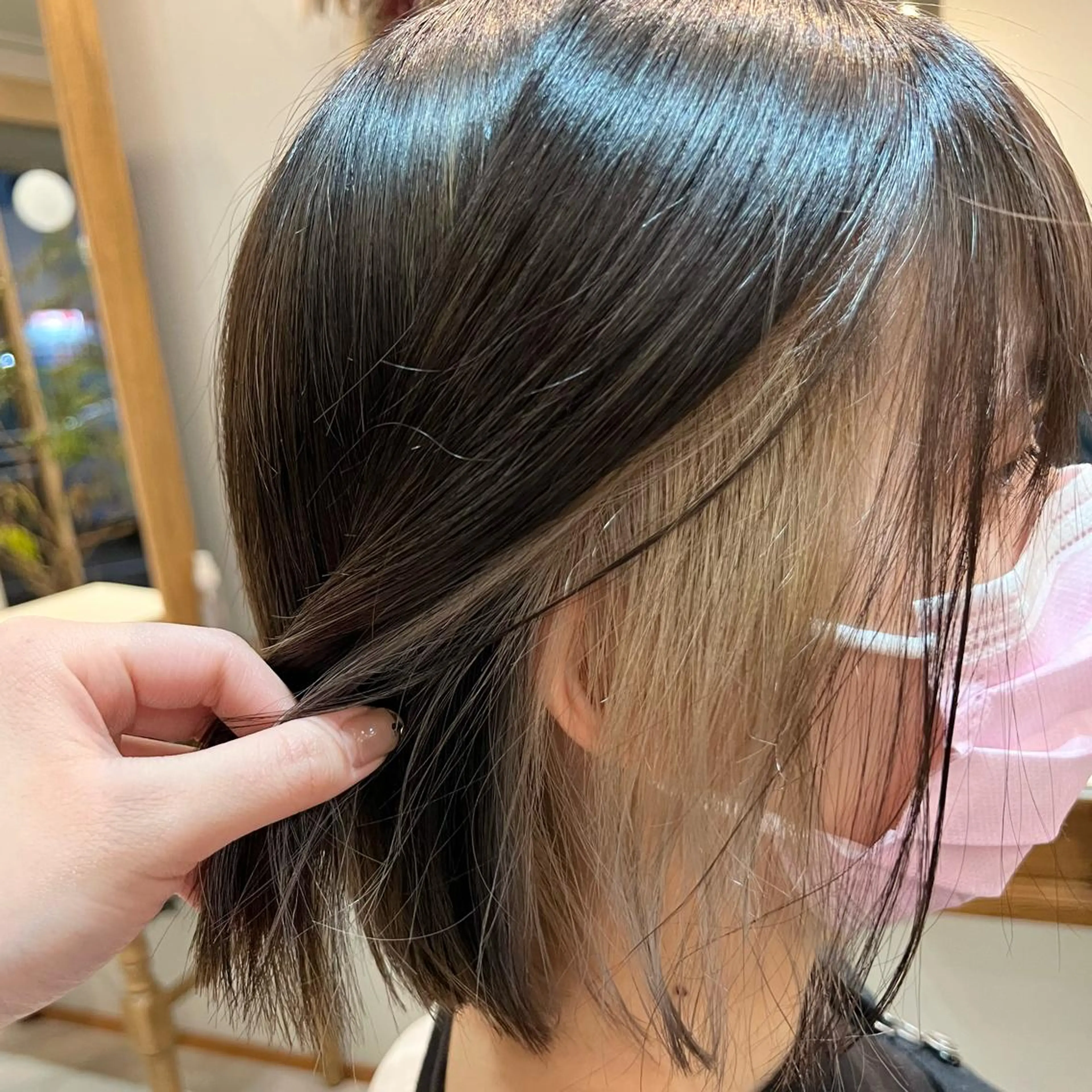 ショート カラー カット 縮毛矯正 トリートメント ぱつボブ/ ショート/YUKIのヘアスタイル