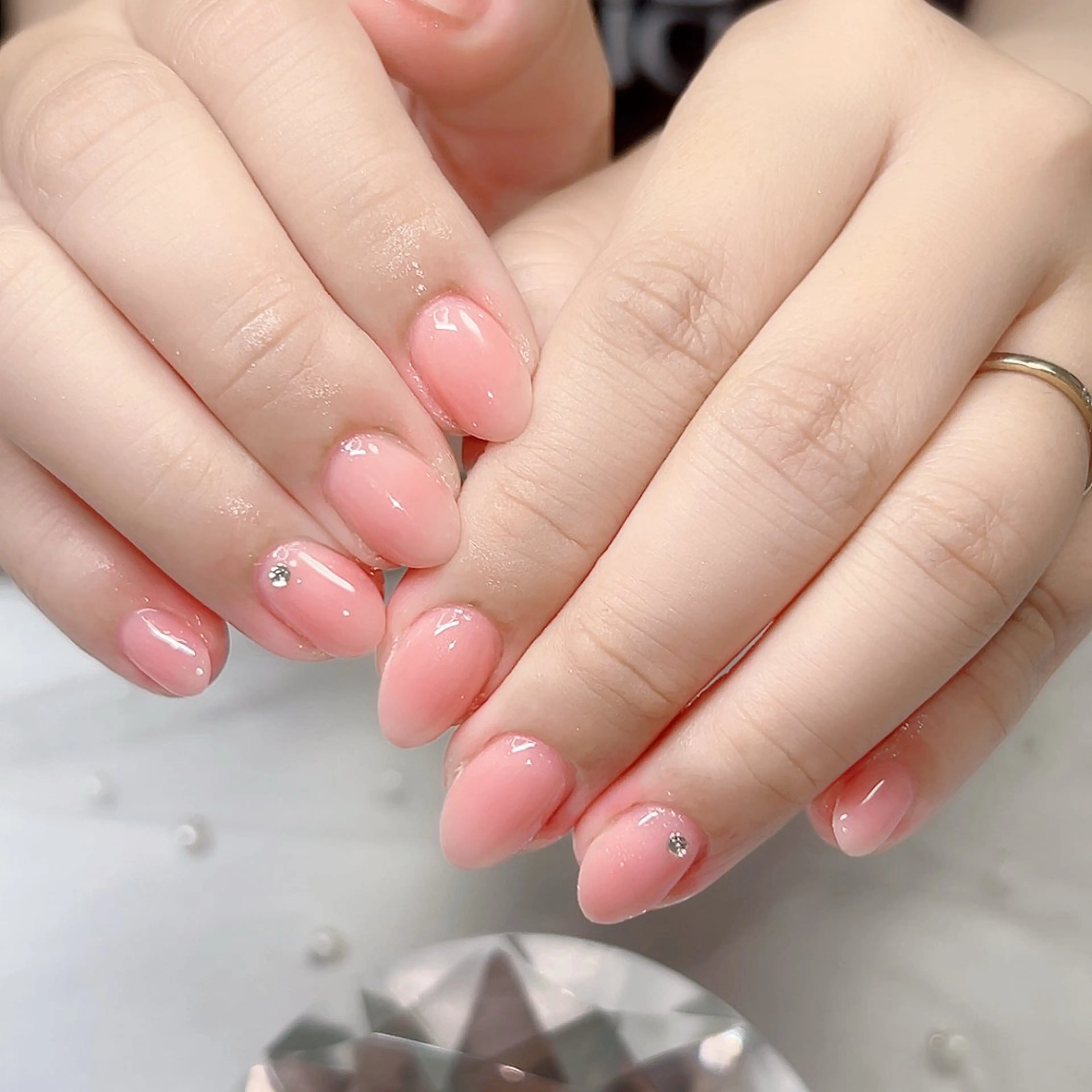 ネイル フラッシュネイル キラキラネイル ラメ(グリッター) 夏ネイル ハンドネイル Cute Tips nailのネイルデザイン