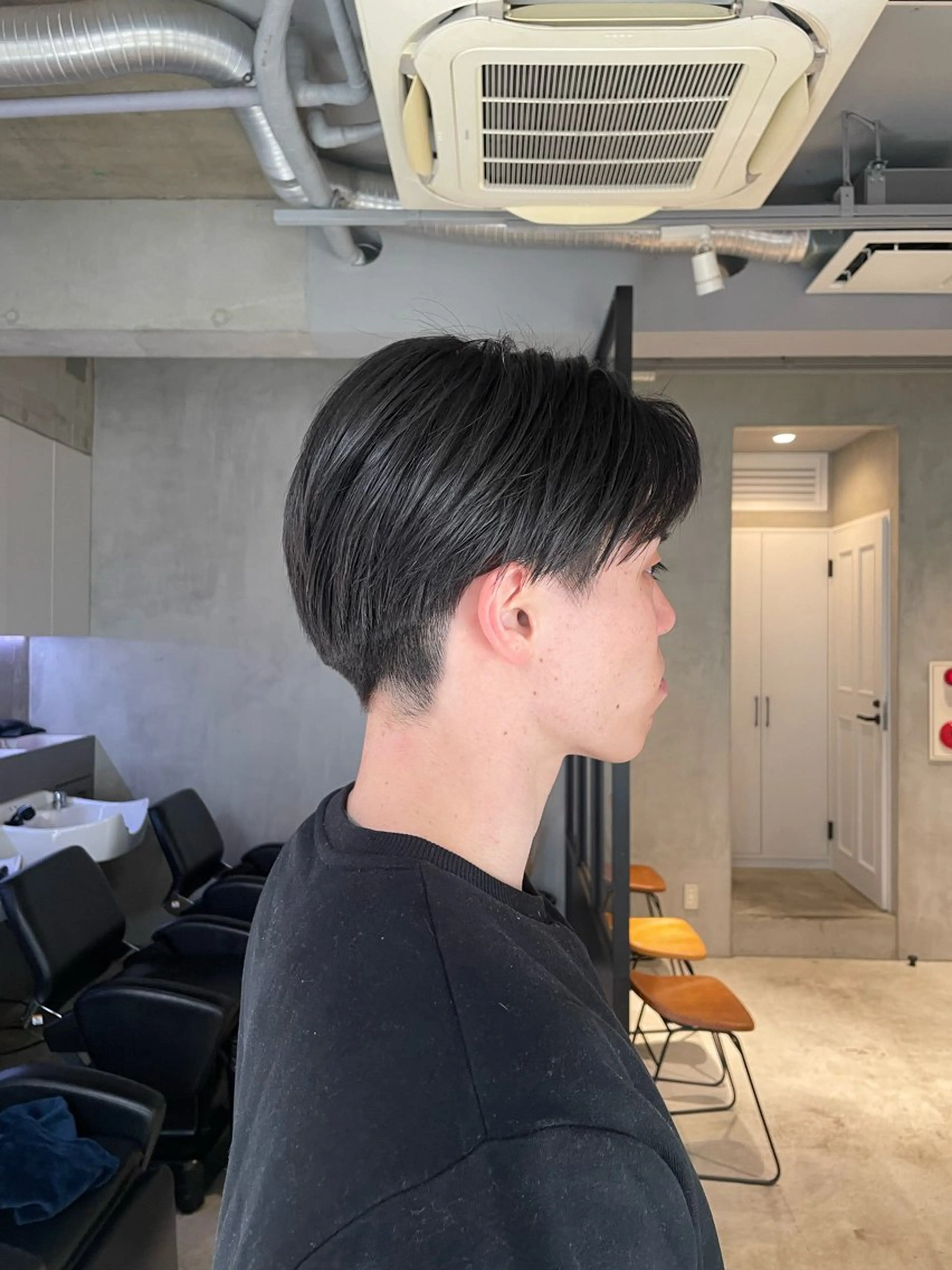 メンズ センターパート 刈り上げ ✨️🧸elima調 布Reika🧸✨️のヘアスタイル