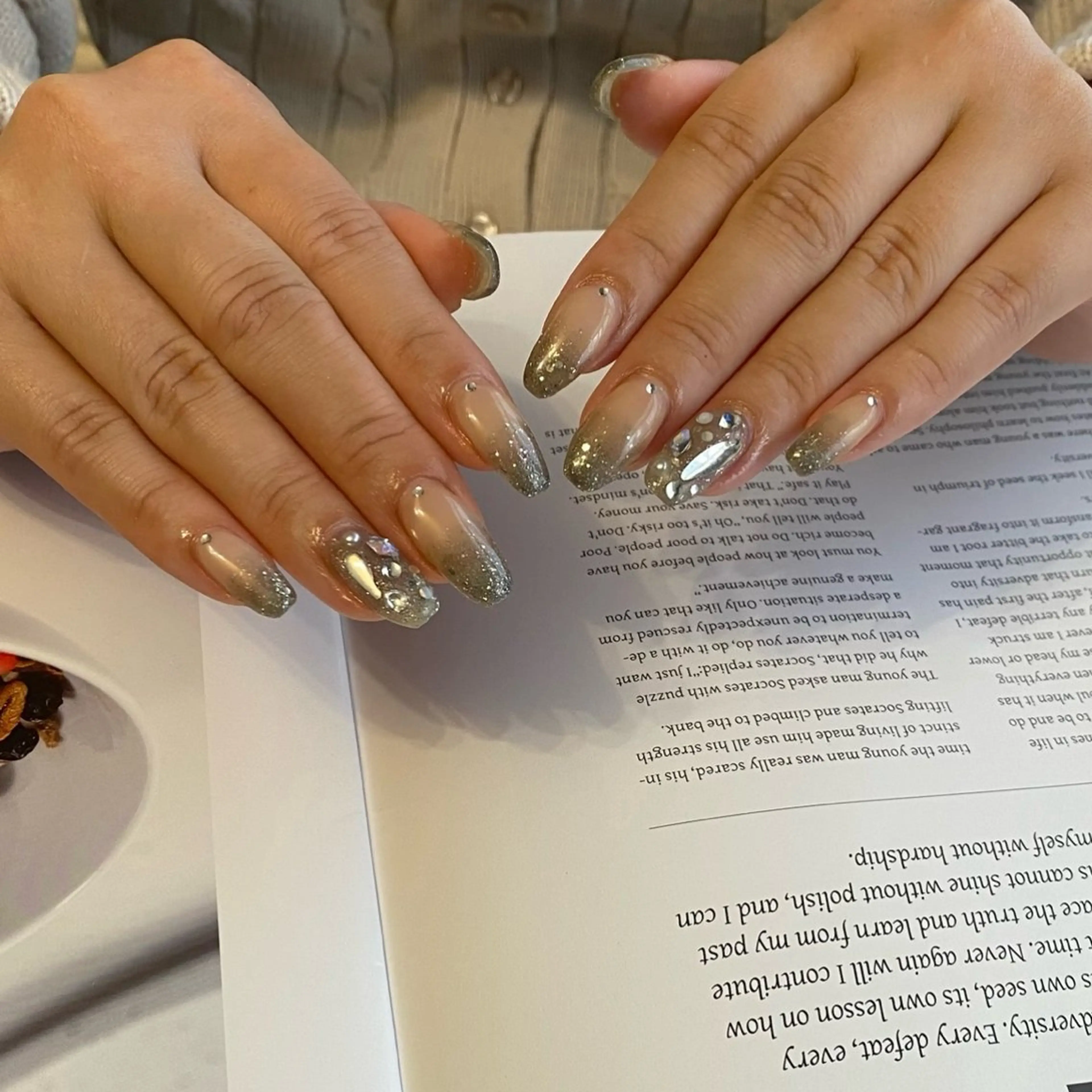 ネイル ストーンネイル ハンドネイル ハンドケア nail salon maniのネイルデザイン