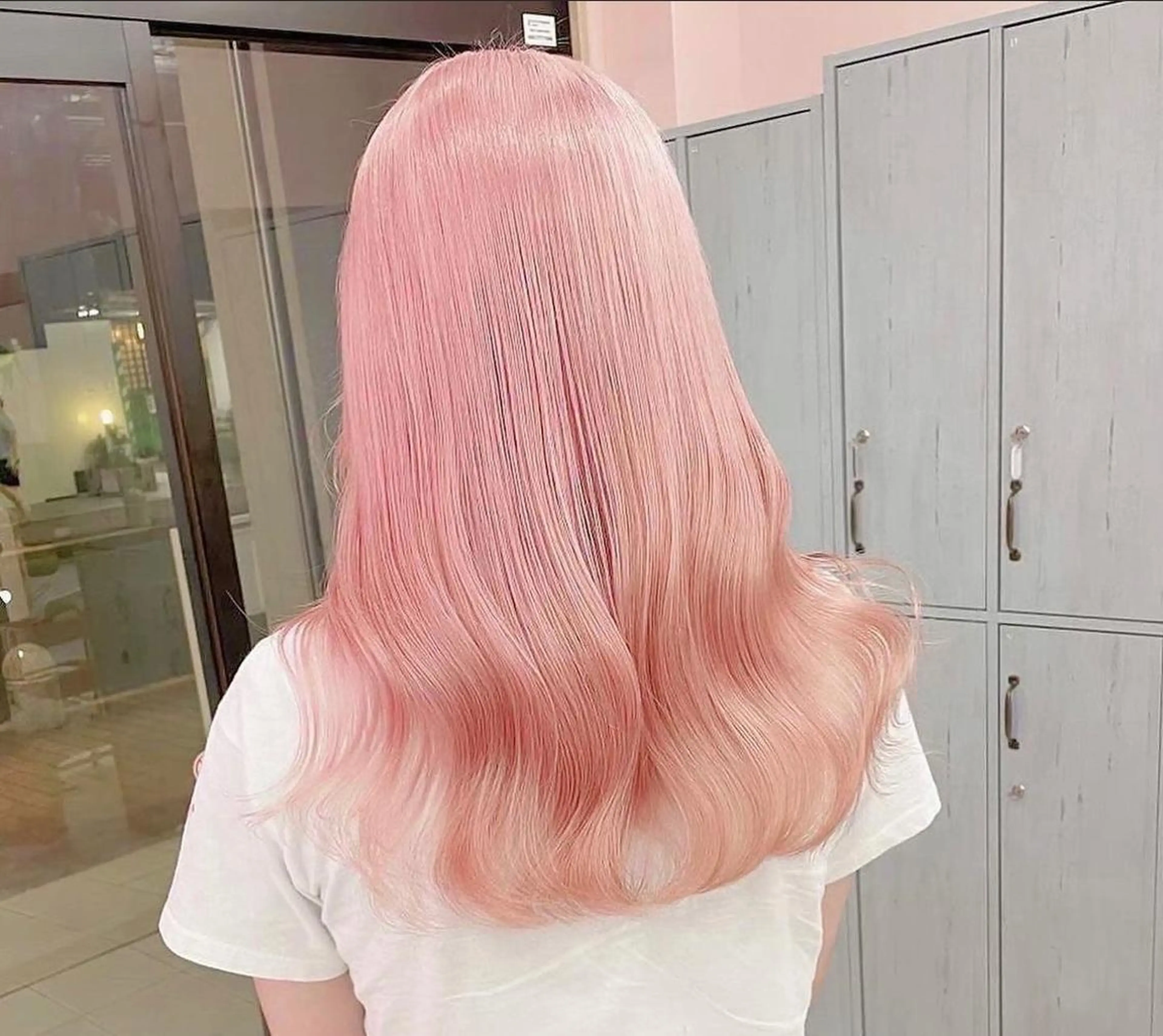 ロング カラー ヘアアレンジ Bob＆ハイトーン 専門家CHIHIROのヘアスタイル