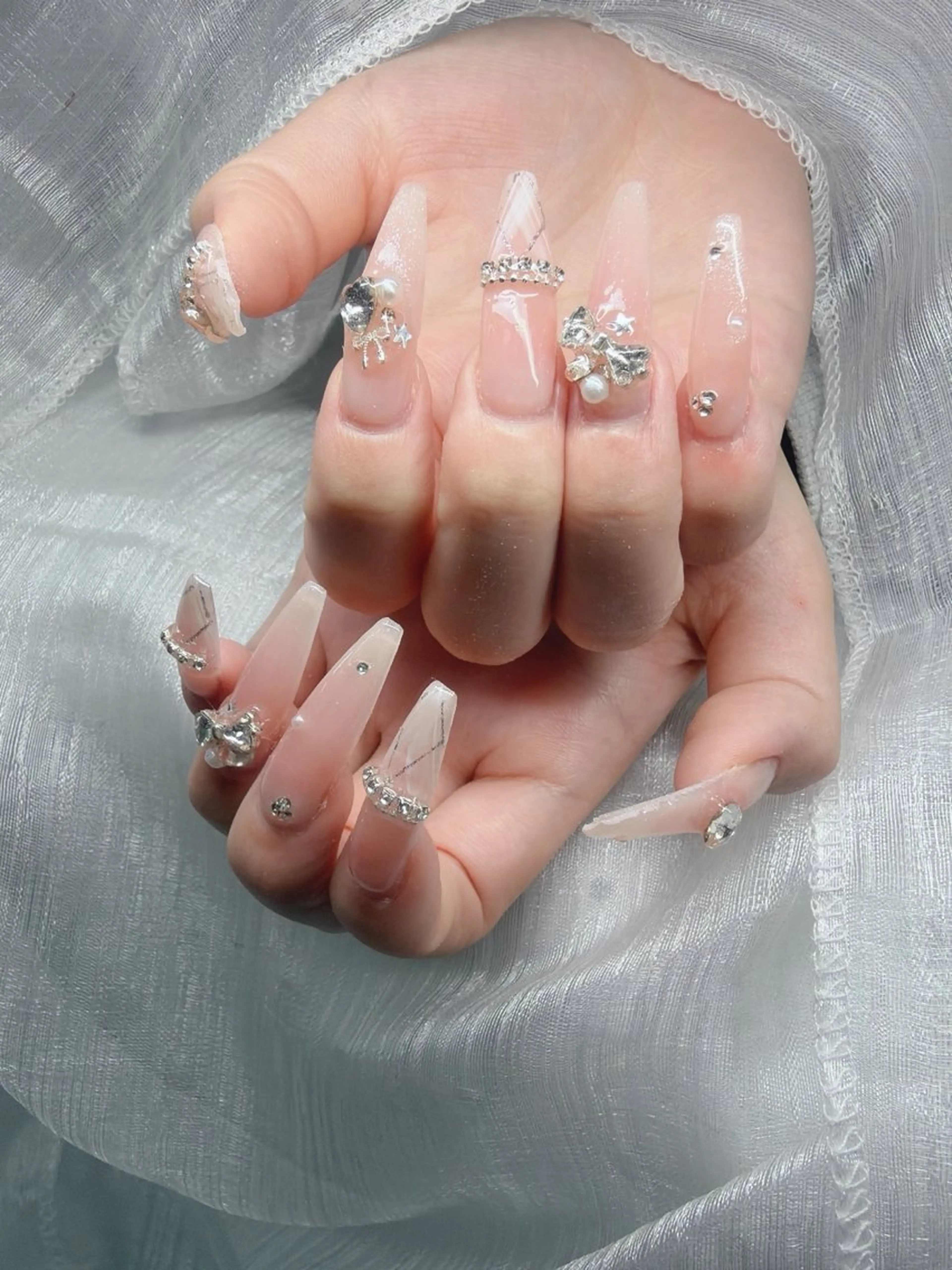 ネイル ハンドネイル Lee Nailsのネイルデザイン
