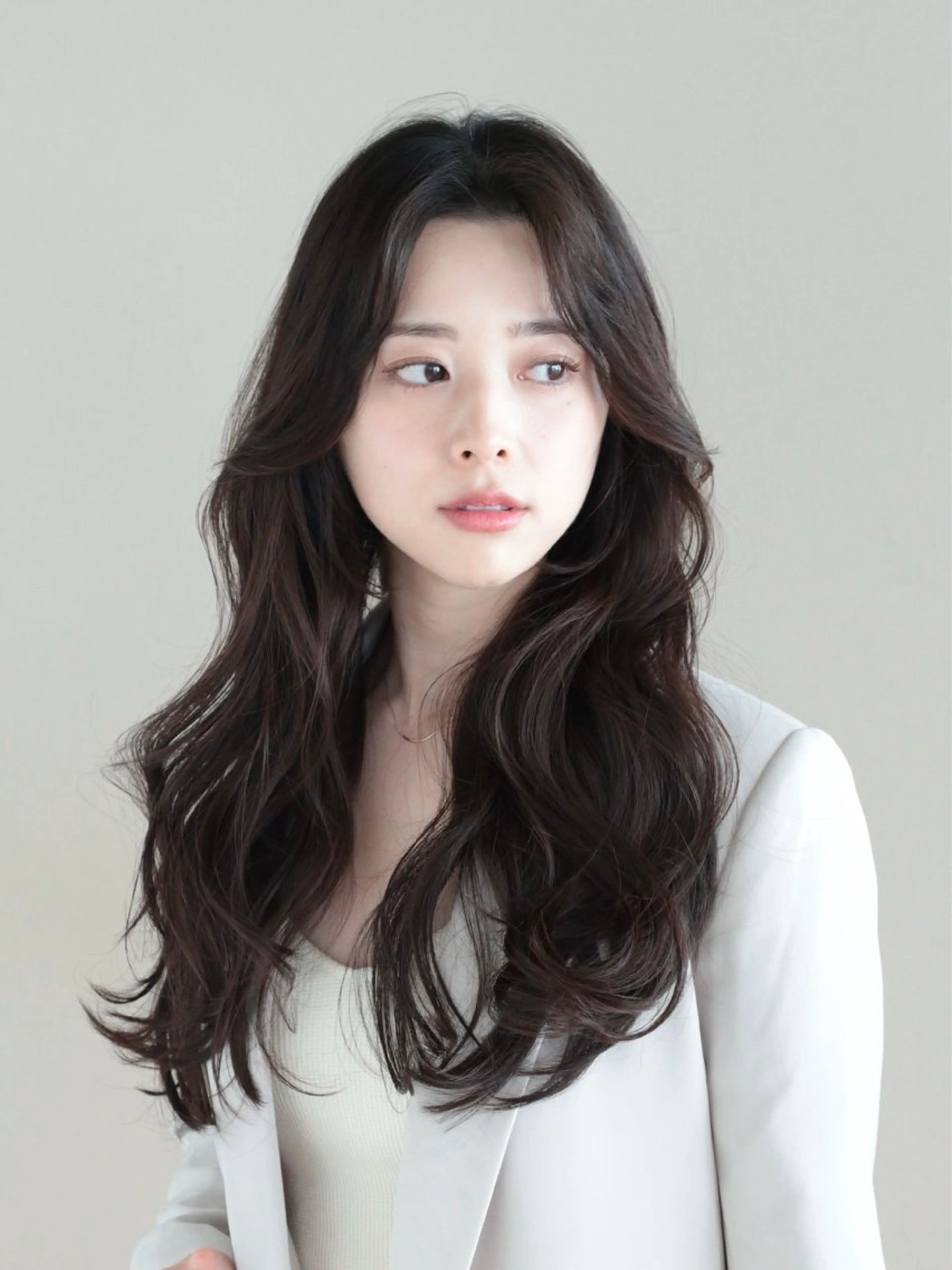 ロング カラー レイヤーカット 似合わせカット カット ヘアカラー トリートメント レイヤー/顔周り /透明感🩶高橋大のヘアスタイル