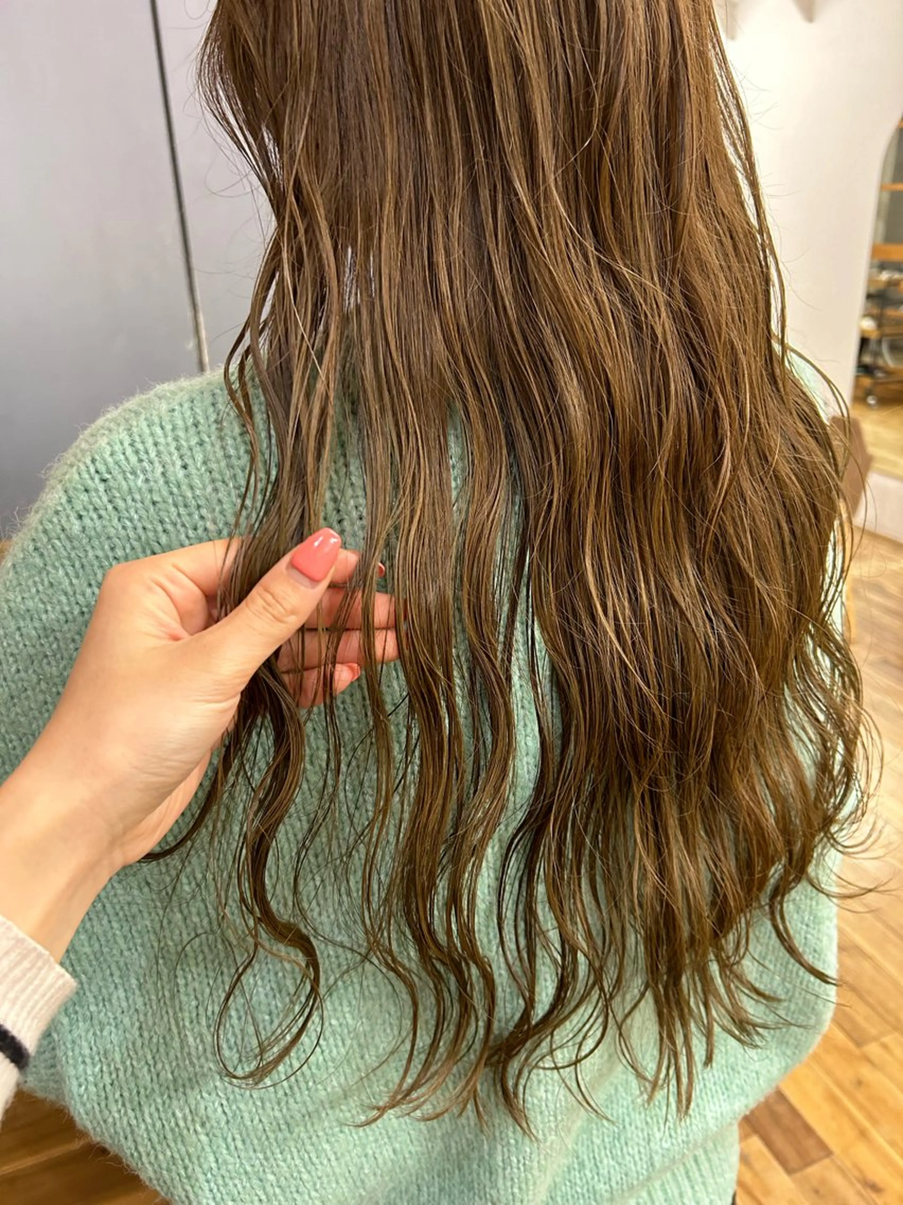 ロング ヘアカラー siro所属・siro meruのヘアスタイル