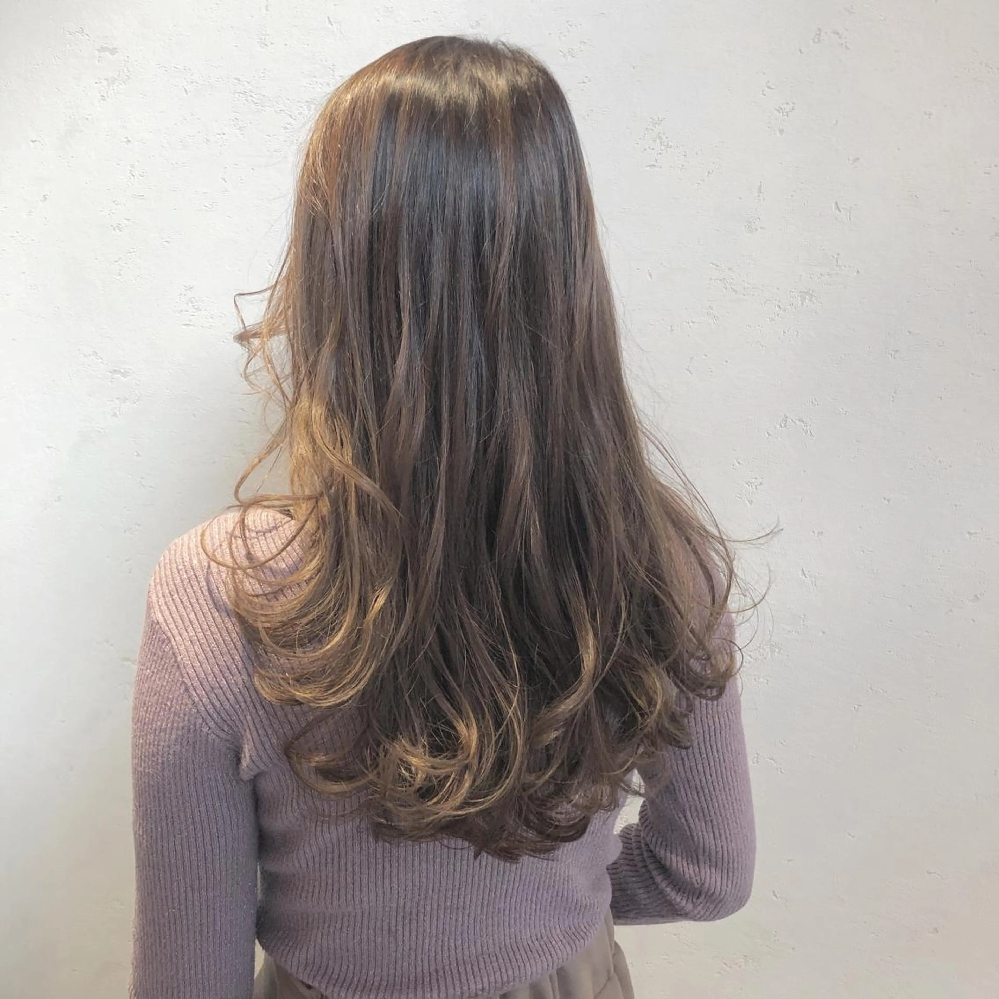 ロング カット ヘアカラー トリートメント 西川 仁のヘアスタイル