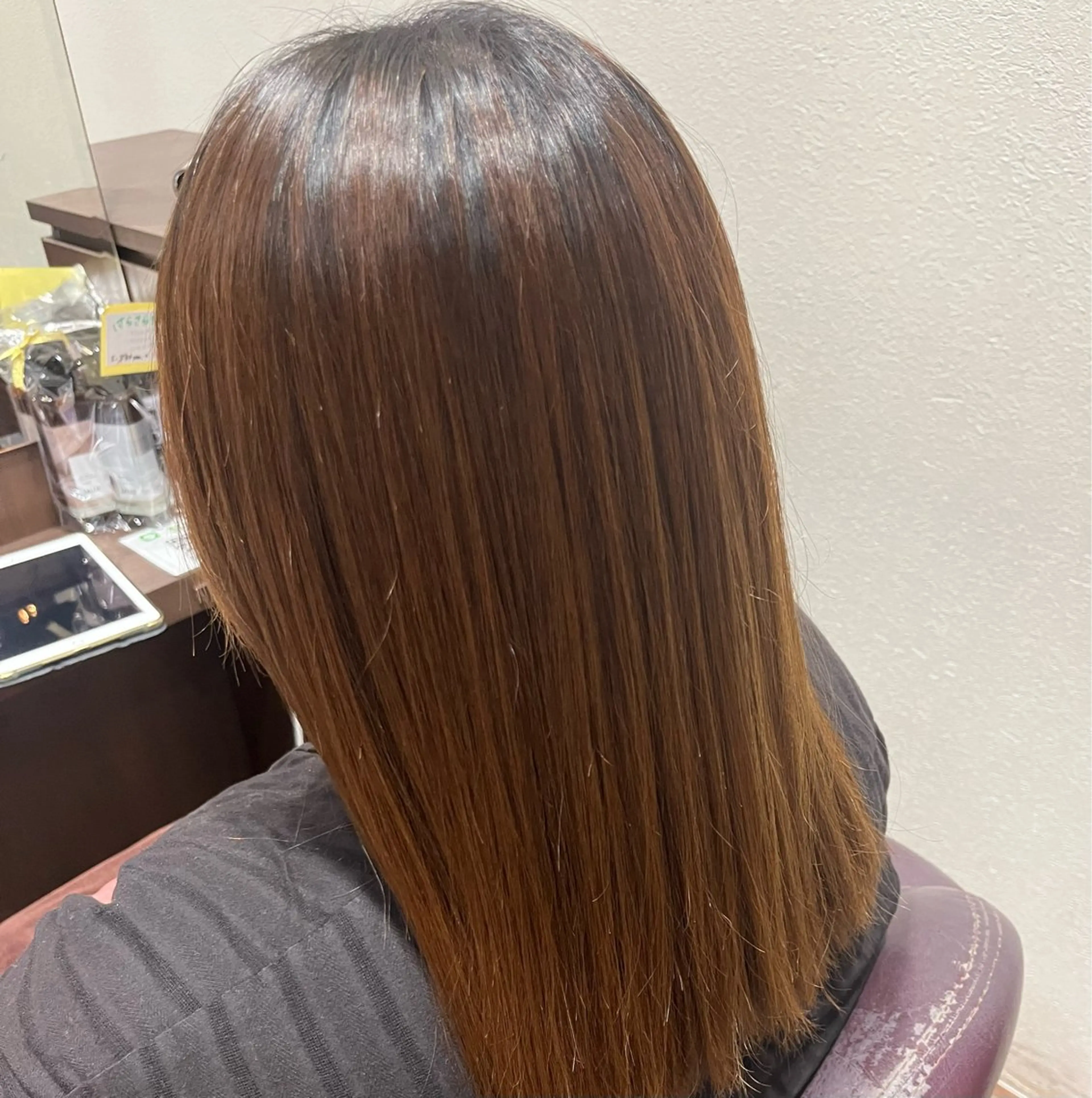 セミロング 髪質改善 縮毛矯正 松崎 崇のヘアスタイル