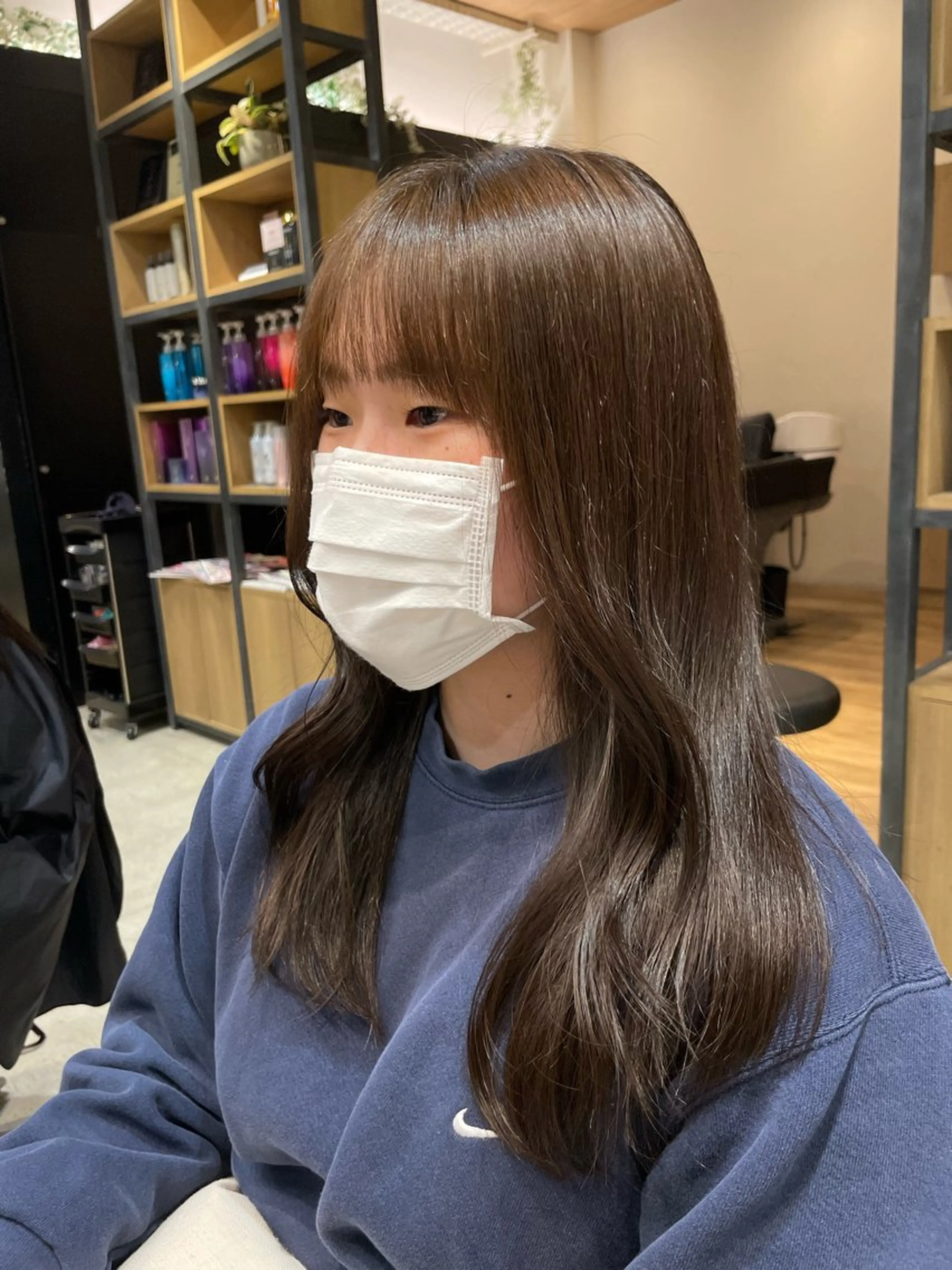 ロング 顔まわりレイヤー レイヤーカット ロング トリートメント カット トリートメント ヘッドスパ ヘアセット SHEA.学芸大学所属・一箭 恵梧/ロングヘアのヘアスタイル
