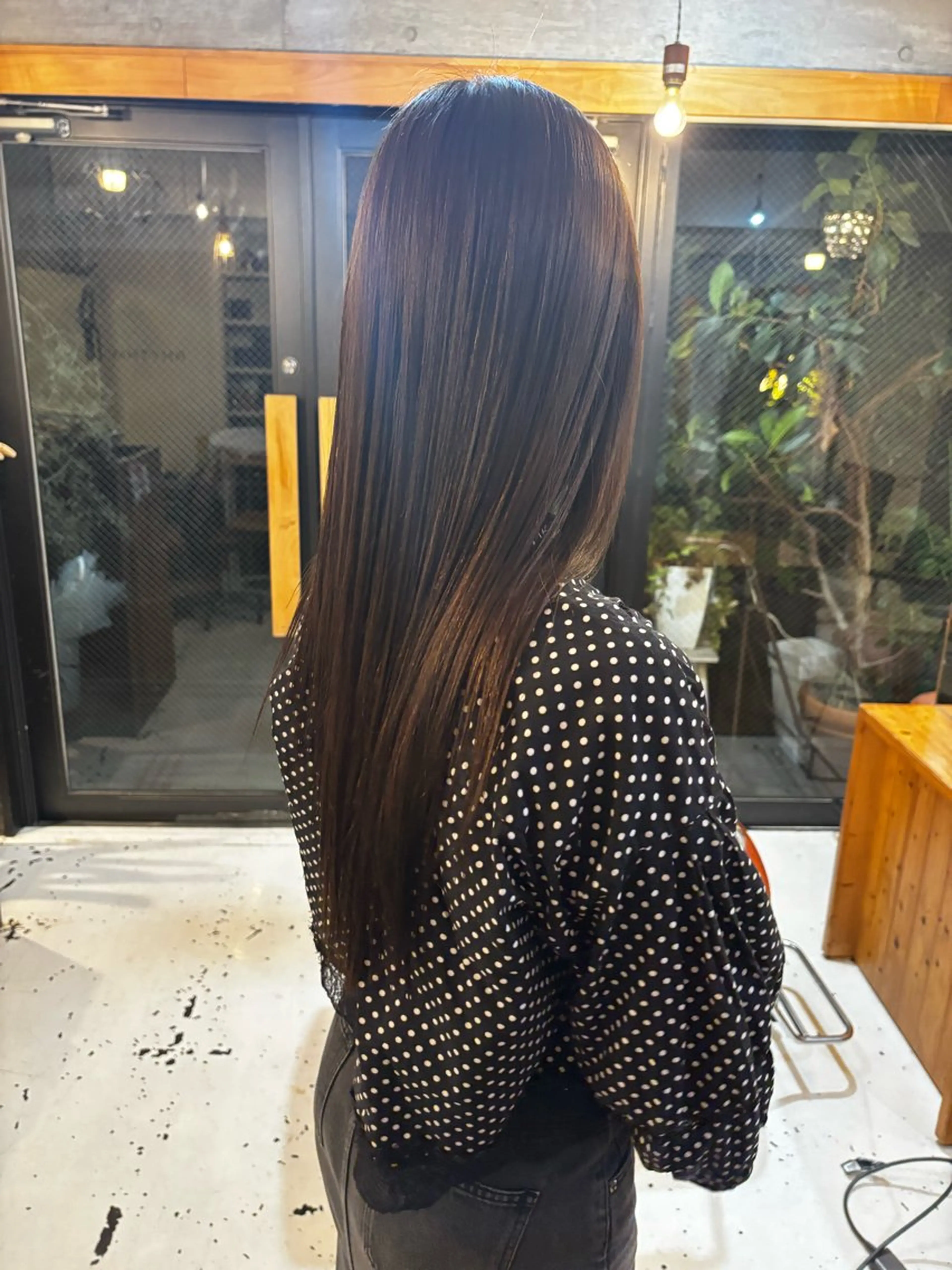 ロング カラー 透明感カラー グレージュ ducca所属・ナガト カオリのヘアスタイル