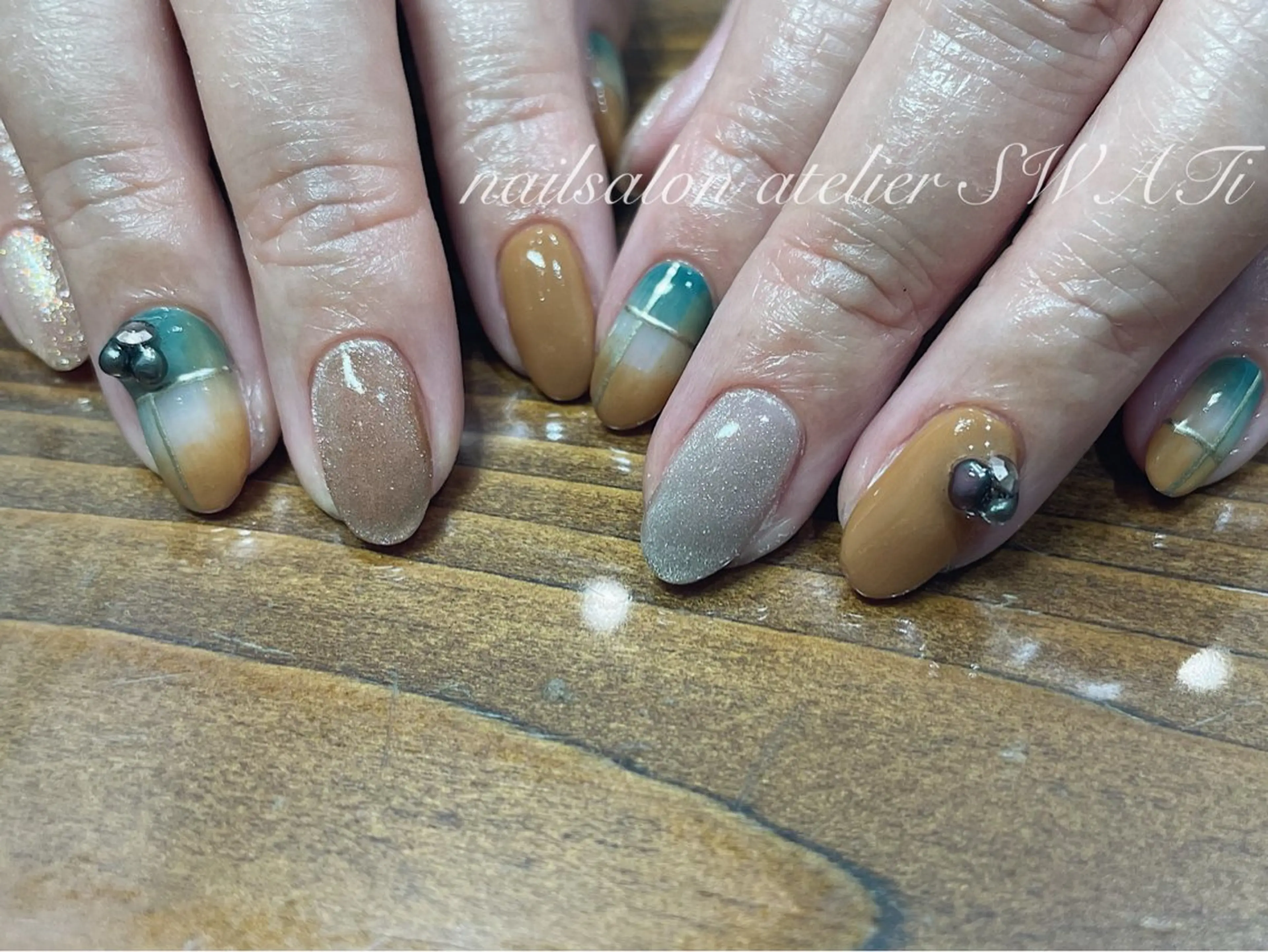 ネイル ヘアーサロン大野所属・nailsalon SWATiのネイルデザイン
