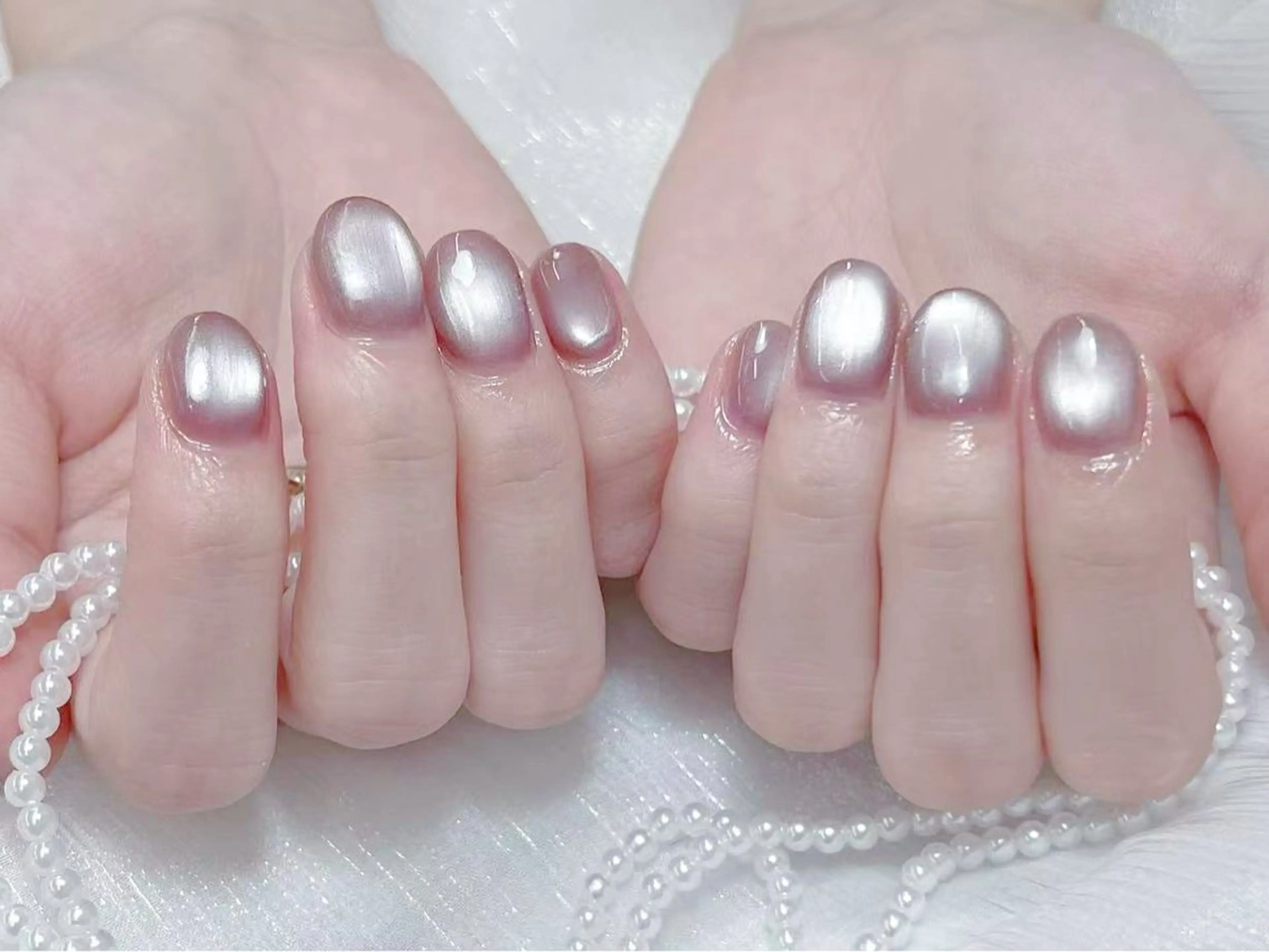 ネイル オーロラネイル フレンチネイル グラデーション 韓国ネイル マグネットネイル ハンドネイル NOA NAILのネイルデザイン