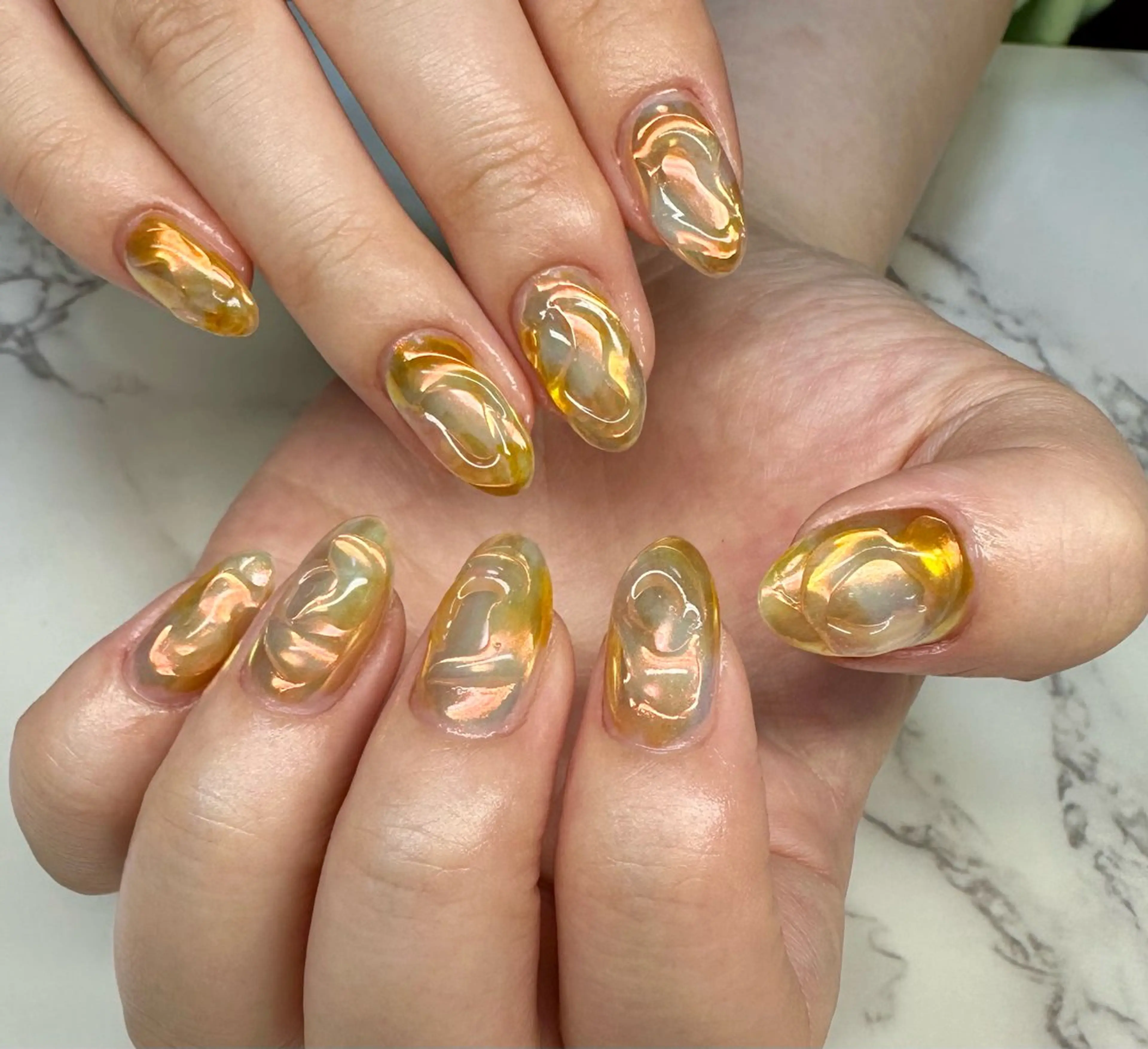 ネイル オーロラネイル べっ甲ネイル ハロウィン キラキラネイル マグネットネイル M.N_ nailのネイルデザイン