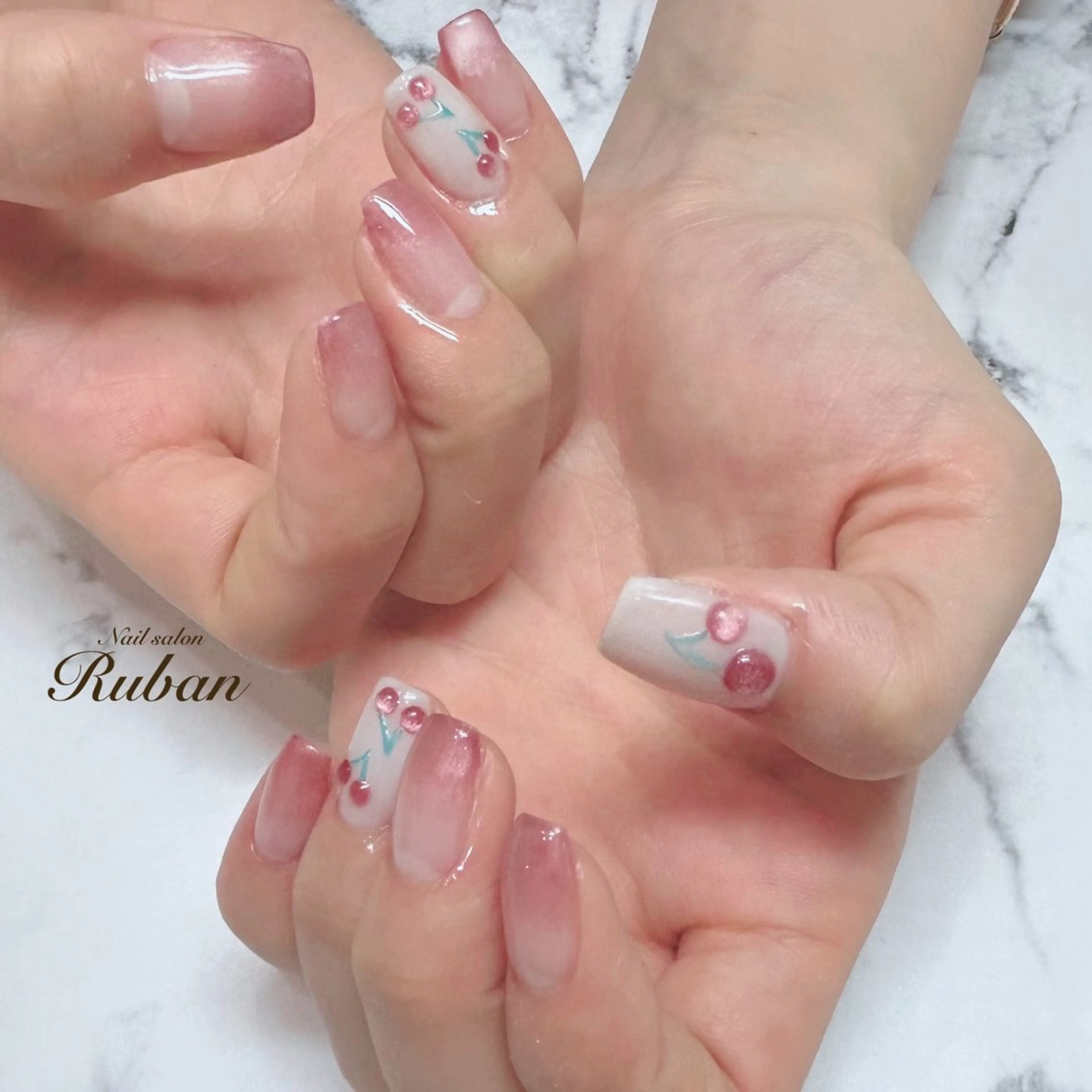 ネイル アートネイル グラデーション マグネットネイル 持ち込み Nail salon Ruban所属・Nail salon Rubanのネイルデザイン