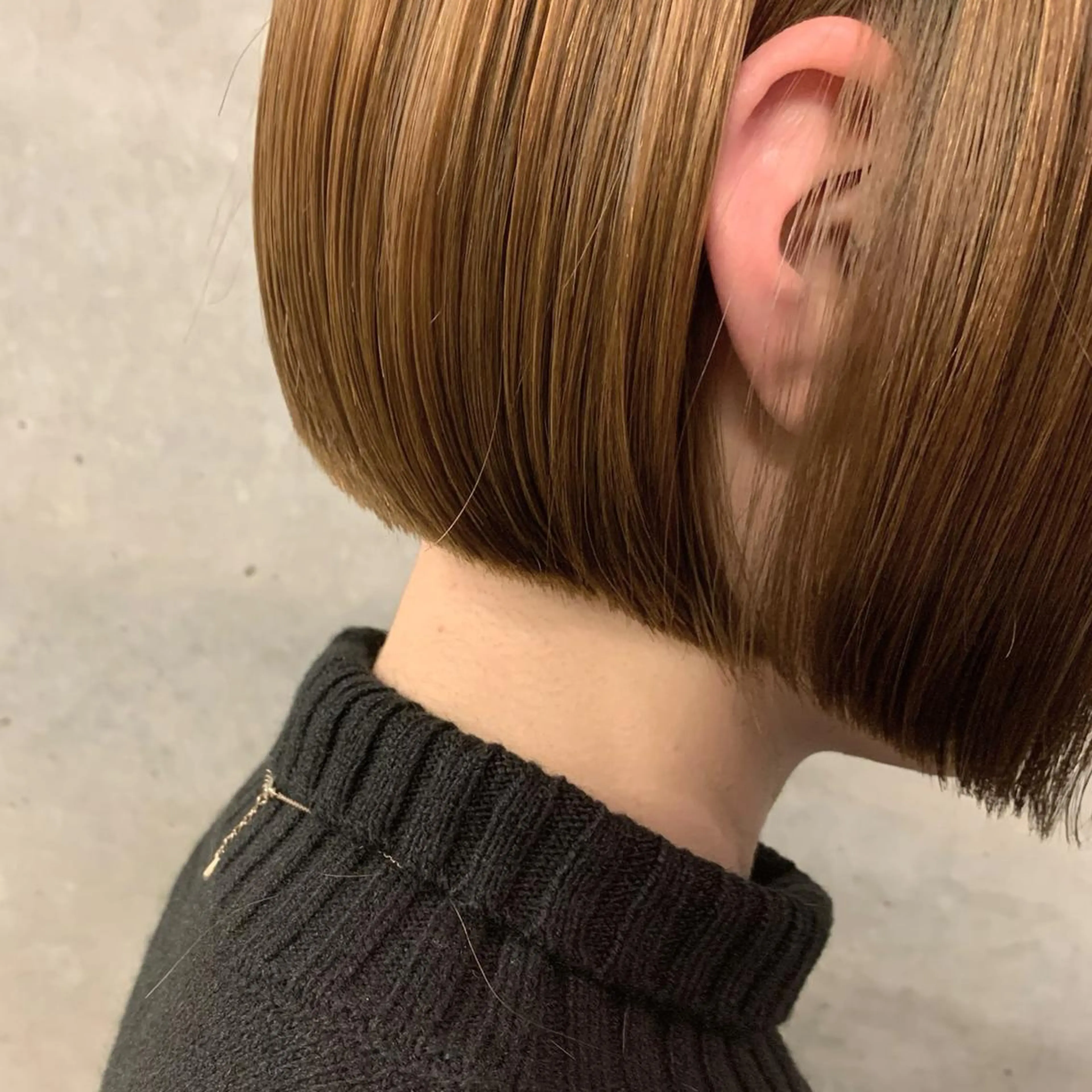 ショート ボブ カット ally hairsalon所属・Emi .のヘアスタイル