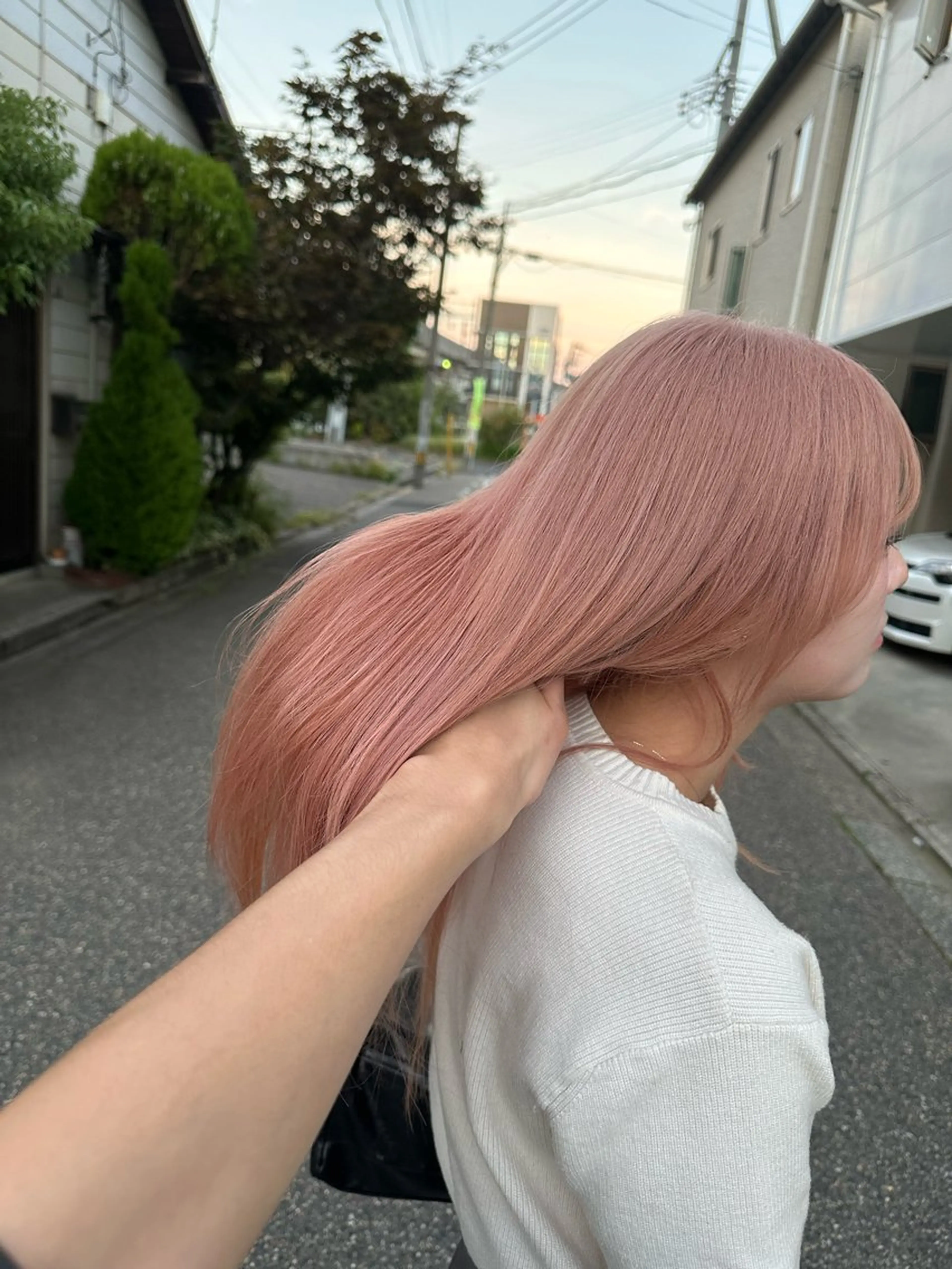 セミロング ヘアカラー 🌼人生初ブリーチ/ ハイトーン🫧あずみのヘアスタイル