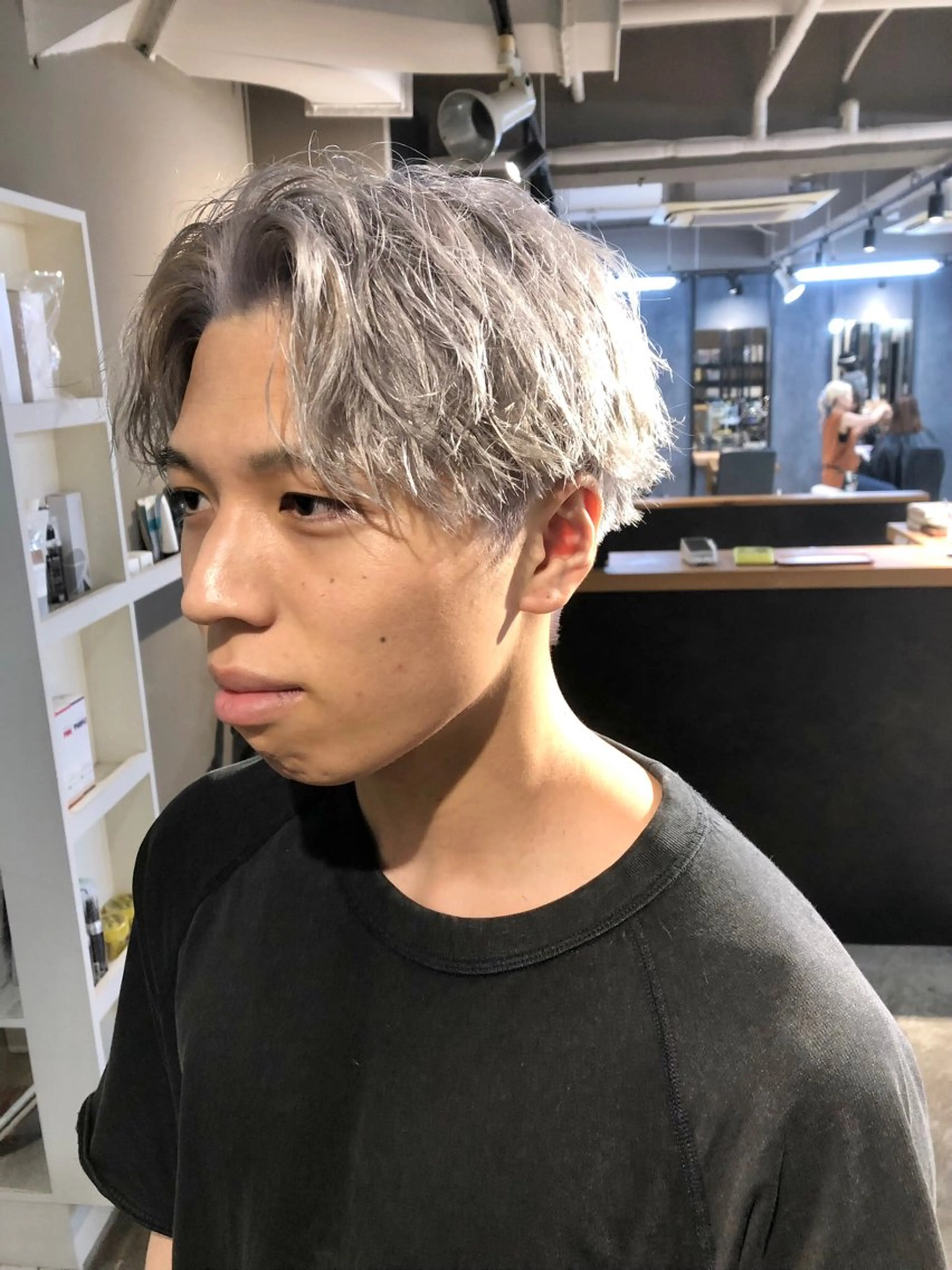 カラー ヘアアレンジ メンズ シルバー ホワイトシルバー カット ヘアカラー トリートメント ヘアセット メンズ特化✂️栗原 侑也のヘアスタイル
