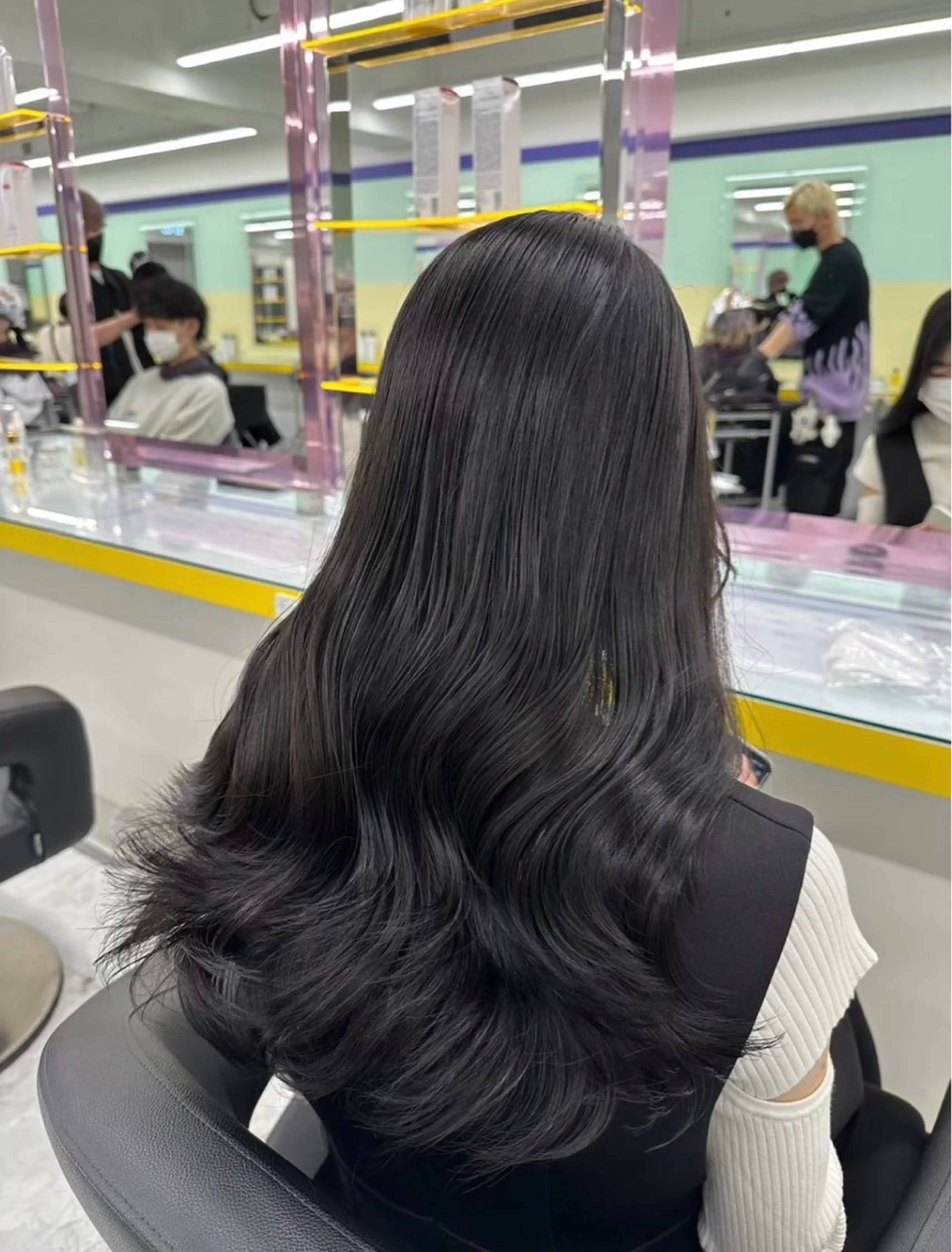 ロング カラー カット ヘアカラー トリートメント ヘアセット 🤍ベージュ/透明感 韓国ヘア/まりん🤍のヘアスタイル