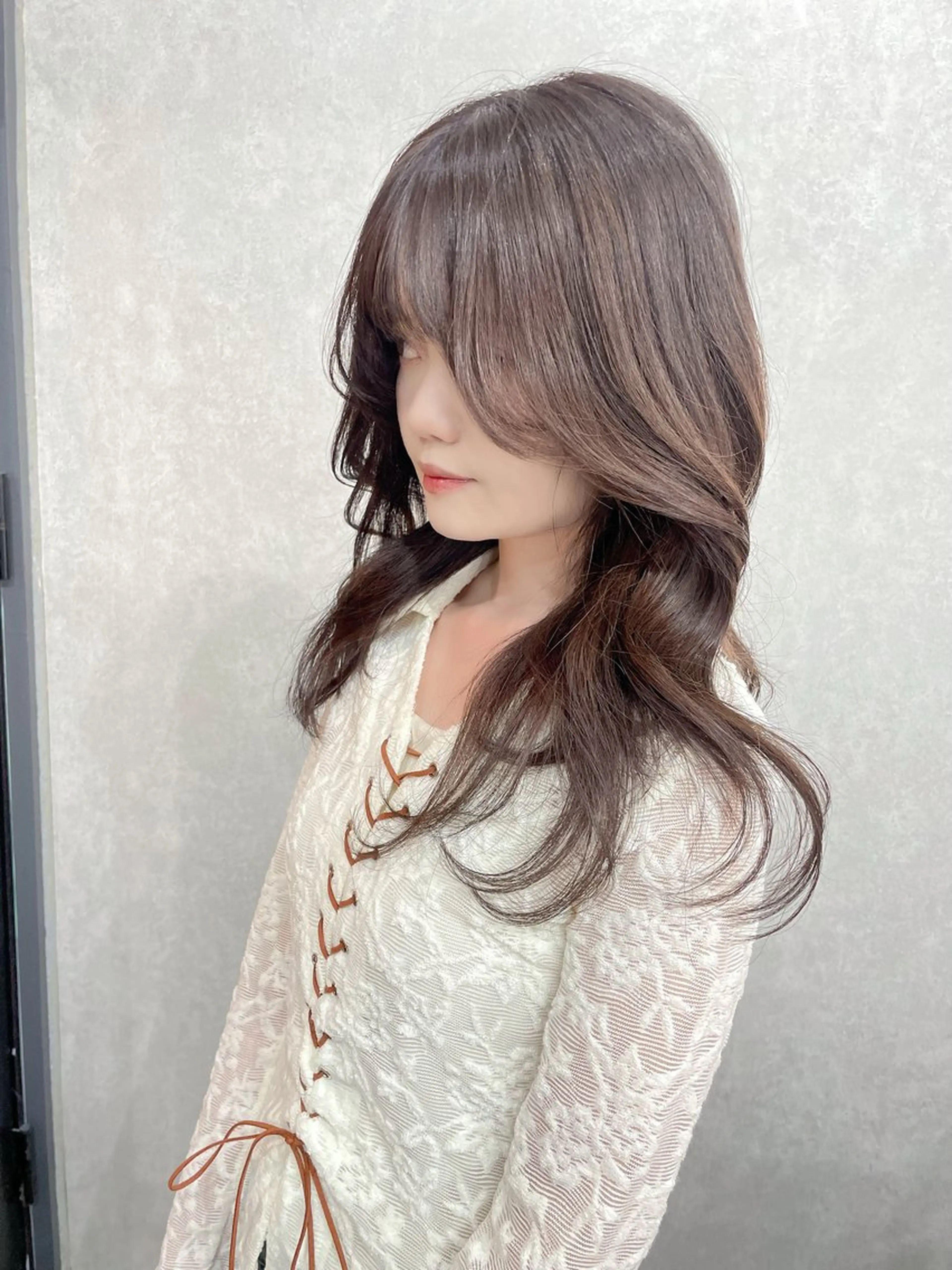 ロング カラー レイヤーカット AIRI layer cut hairのヘアスタイル
