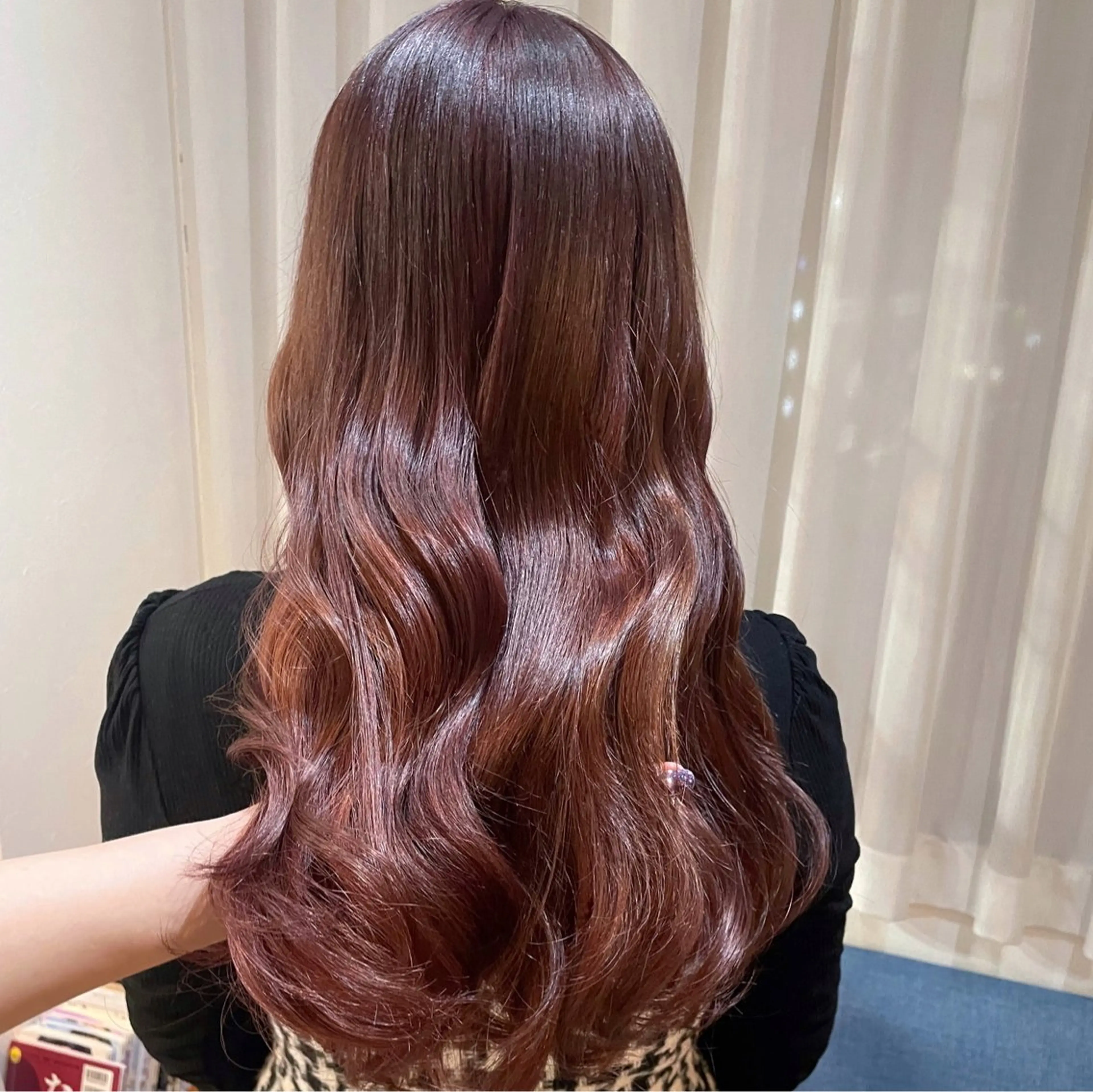 セミロング カラー ヘアアレンジ ブリーチ ピンクカラー カット ヘアカラー トリートメント なつき/艶ピンク/ girly hairのヘアスタイル