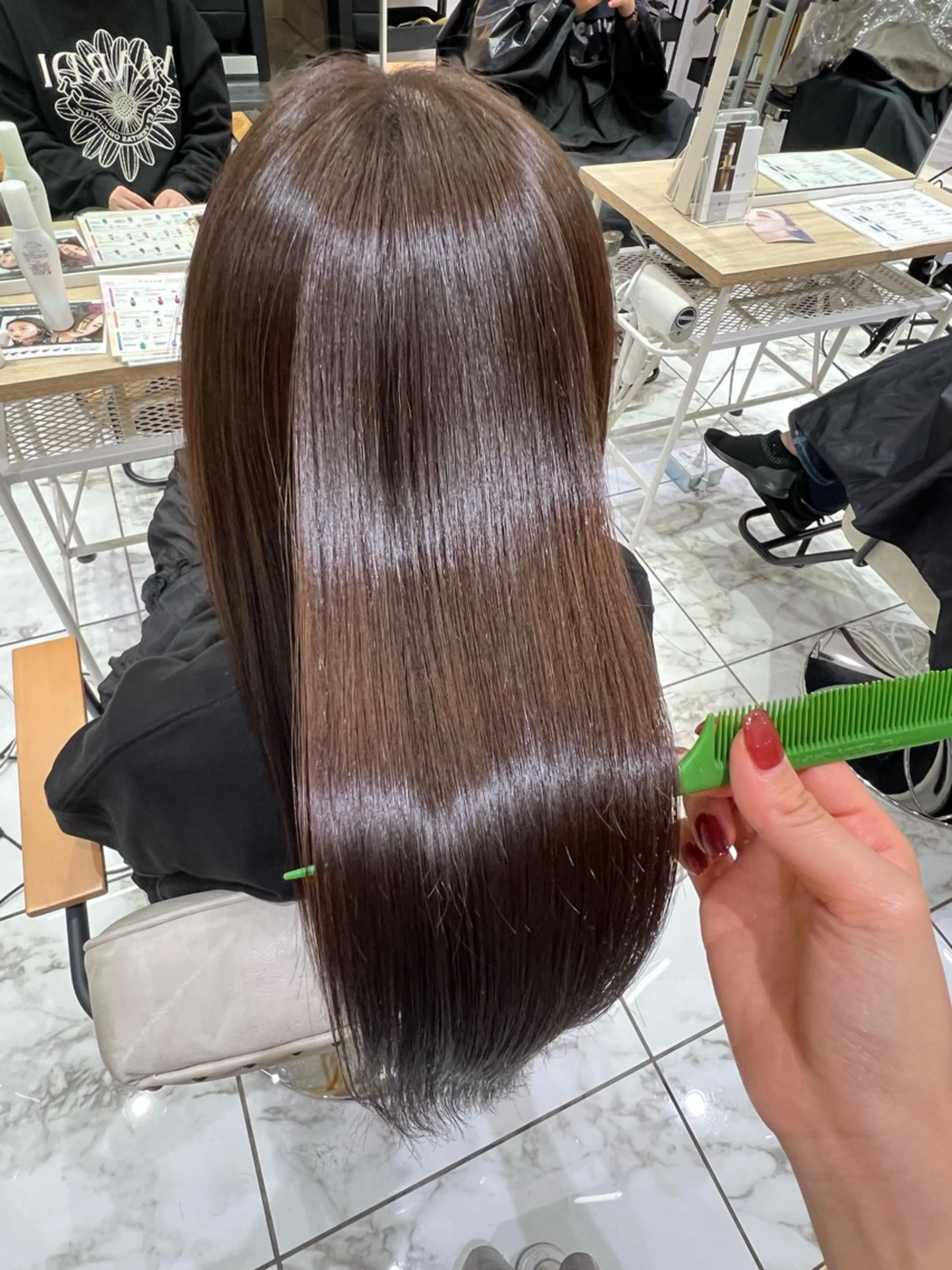 ロング カラー ヘアカラー トリートメント 学生人気no.1 🦋ナツミのヘアスタイル