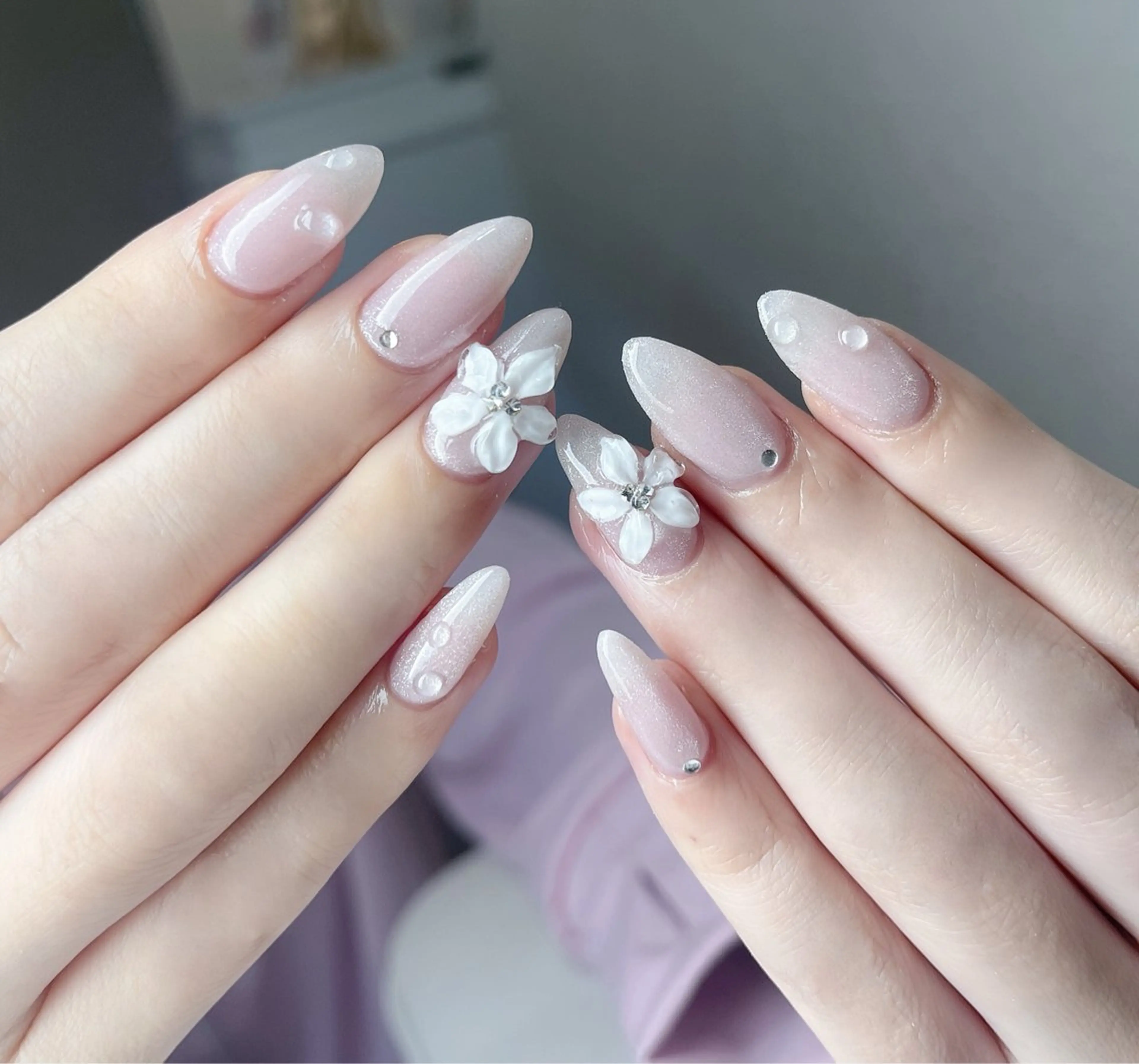 ネイル フットネイル フレンチネイル グラデーション キラキラネイル マグネットネイル ハンドネイル Lina nail Lina nailのネイルデザイン