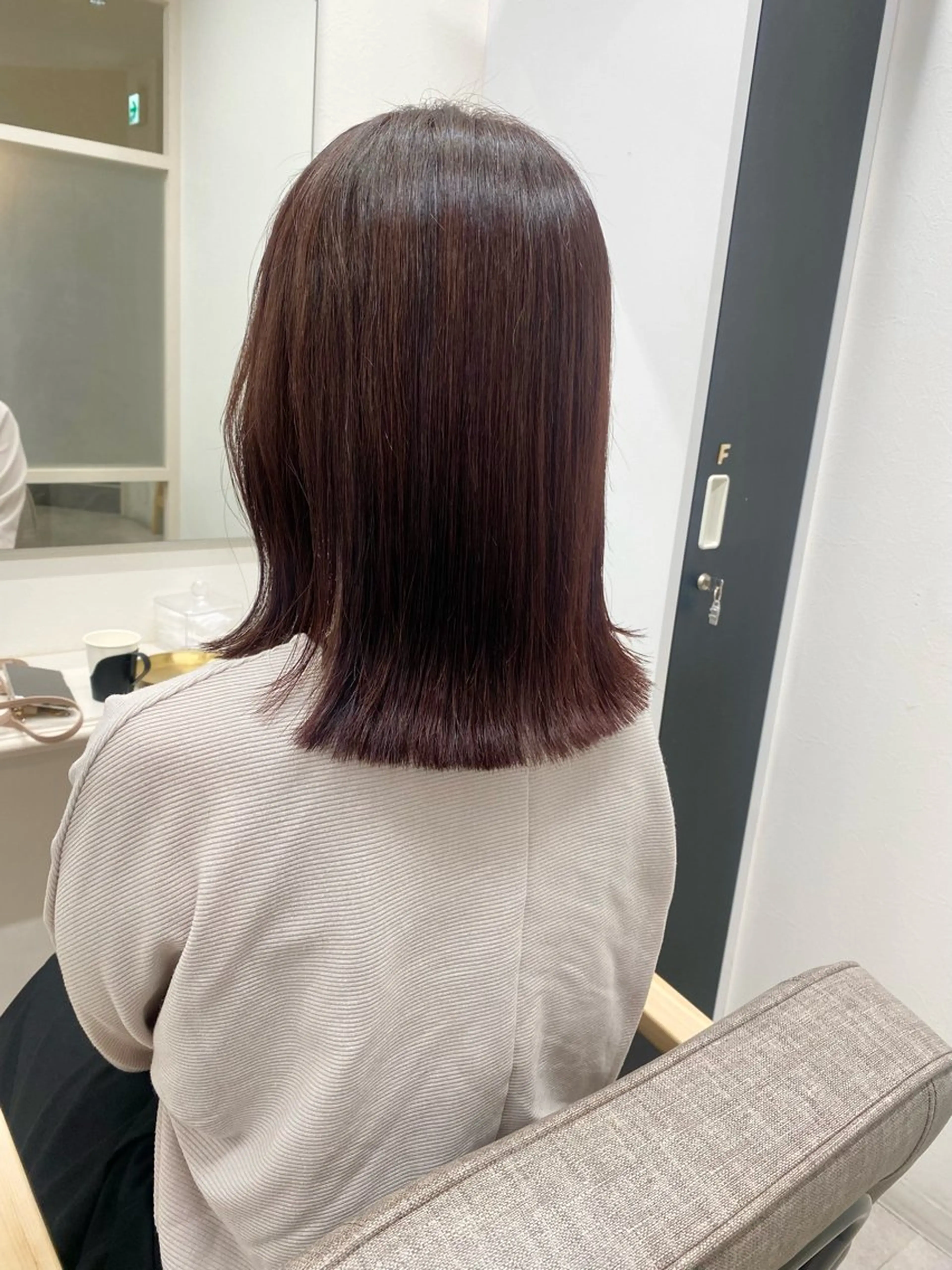 ミディアム ヘアカラー トリートメント 透明感カラー/ FRAME天王寺✨のヘアスタイル