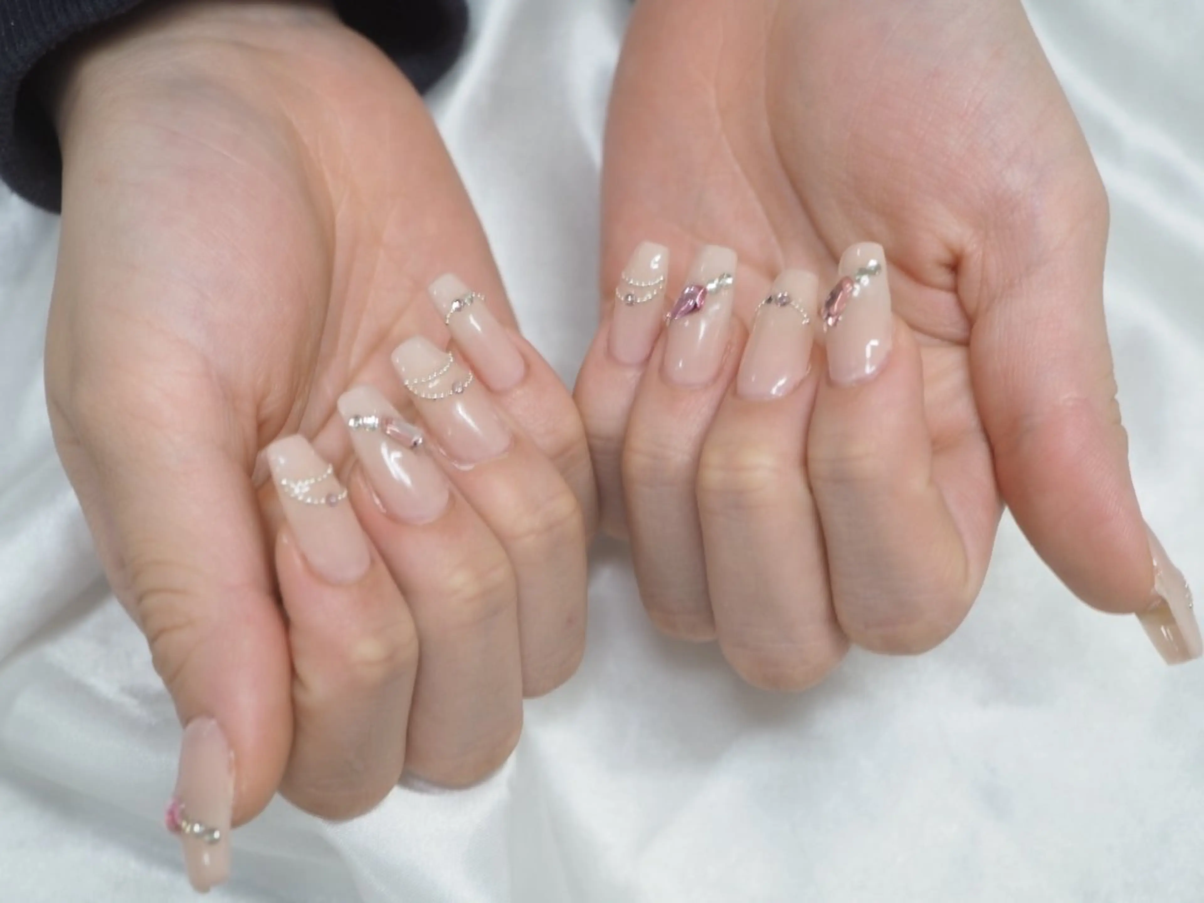 ネイル ハンドネイル 中江 彩芽のネイルデザイン