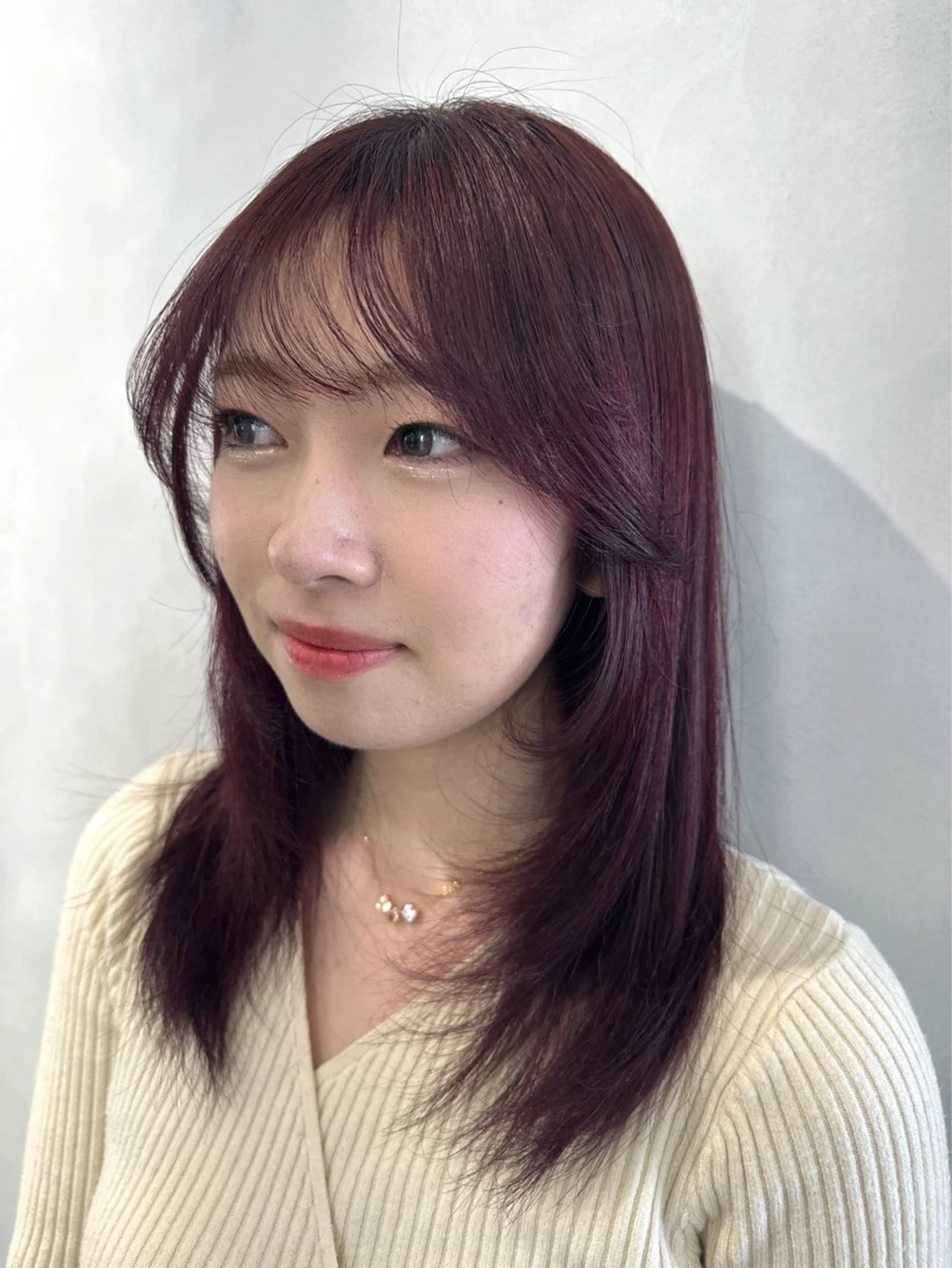 セミロング カラー ブリーチ ダブルカラー ブリーチなしカラー レッドカラー レイヤーカット カット ヘアカラー トリートメント 透明感カラー✨艶髪 制作🌱山根あゆみのヘアスタイル