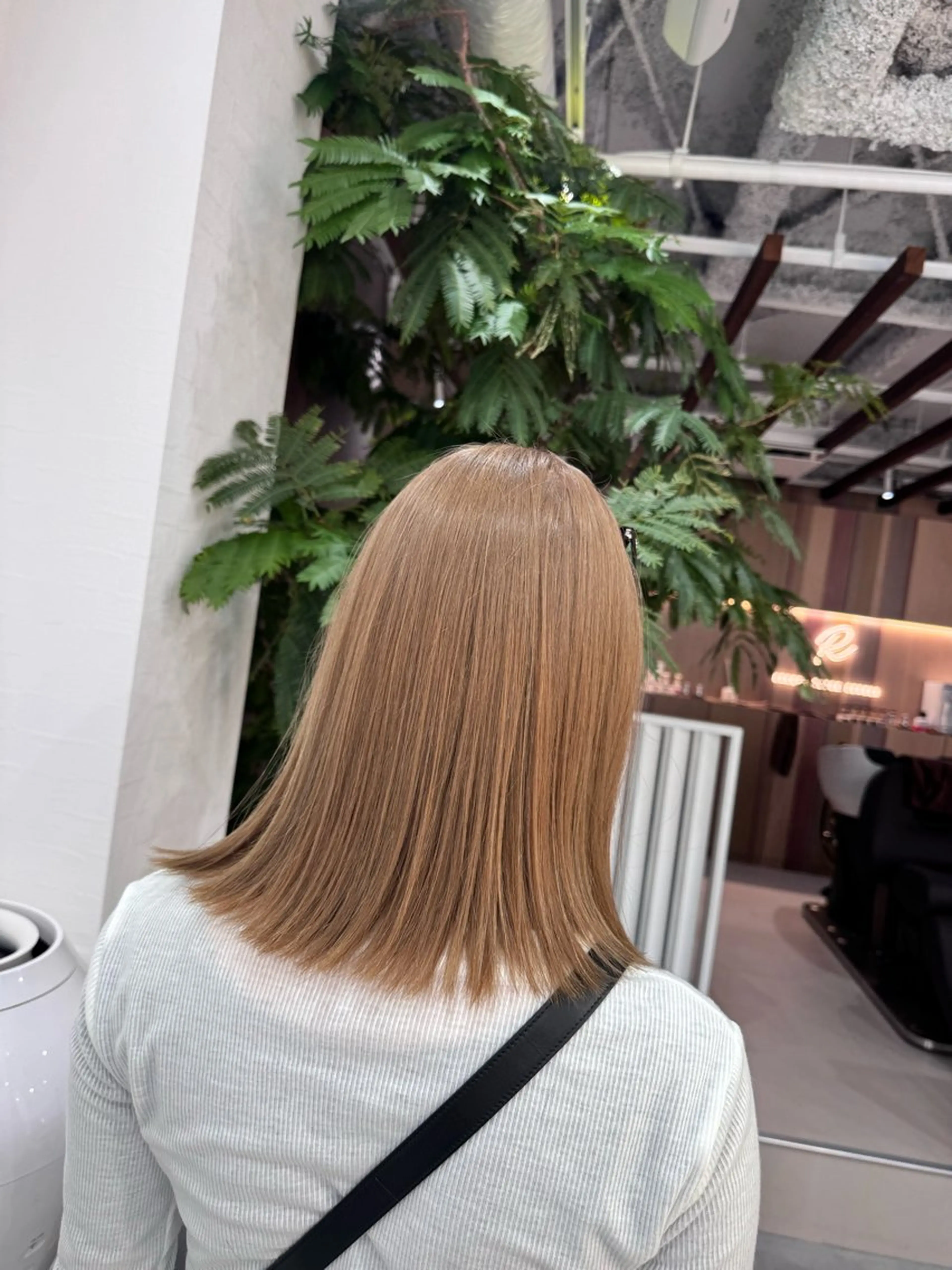 ミディアム カラー ヘアカラー R/🤎 トレンドお任せOKのヘアスタイル