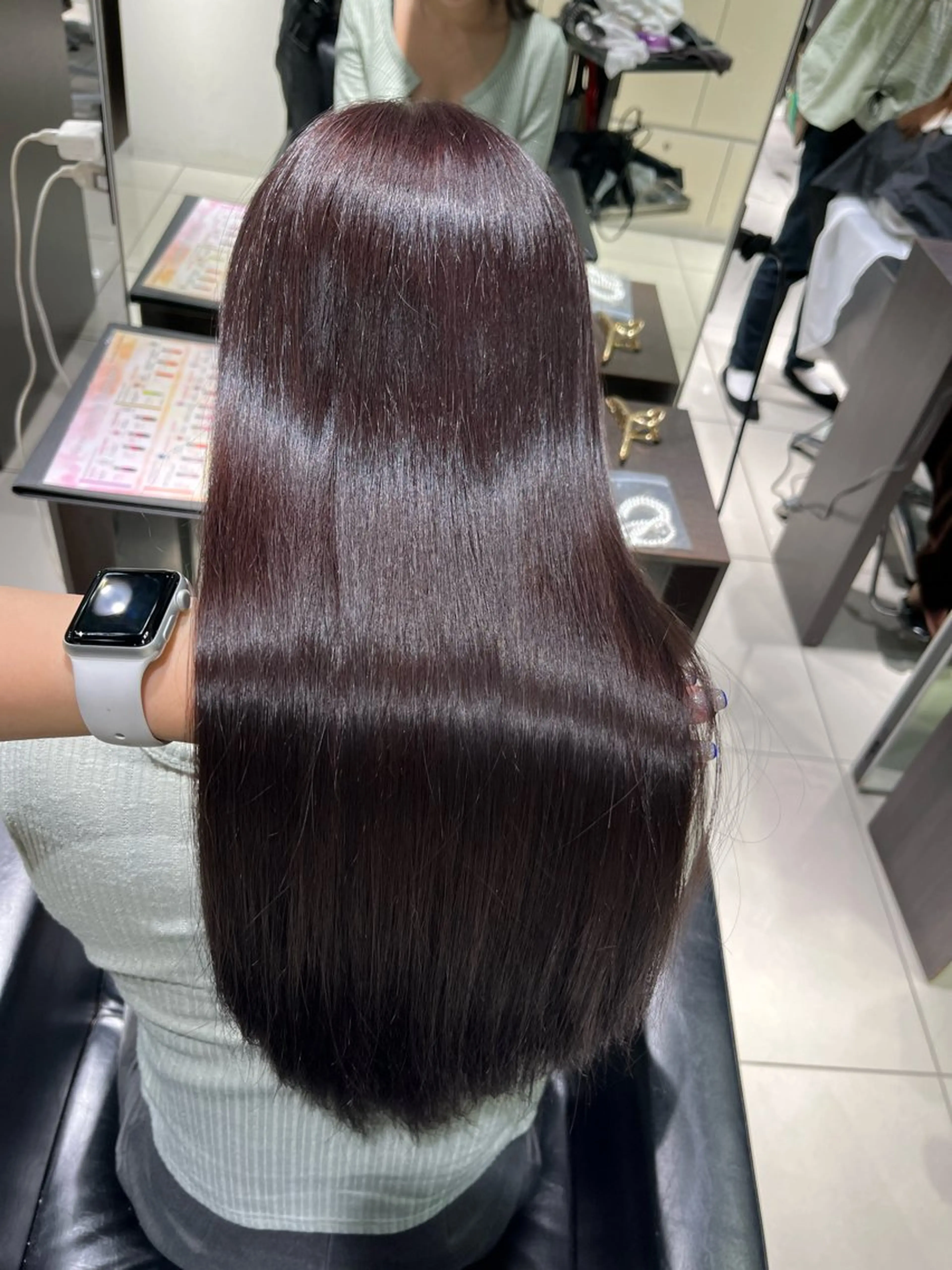 ロング カラー ヘアカラー トリートメント 髪質改善/透明感カラ ー/レイヤー/あやはのヘアスタイル