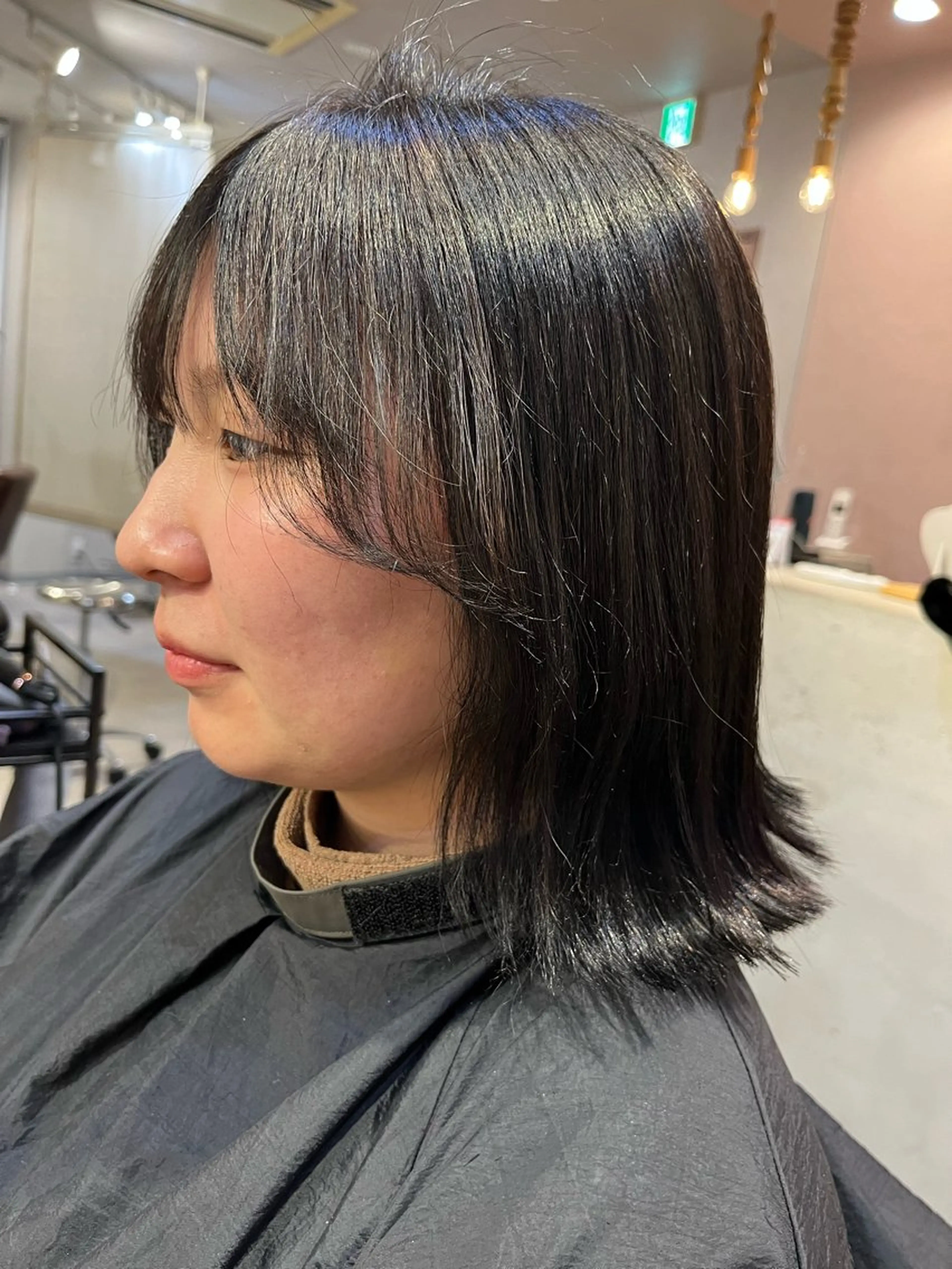 ミディアム ボブ 外ハネヘア カット 大橋 瑞紀のヘアスタイル
