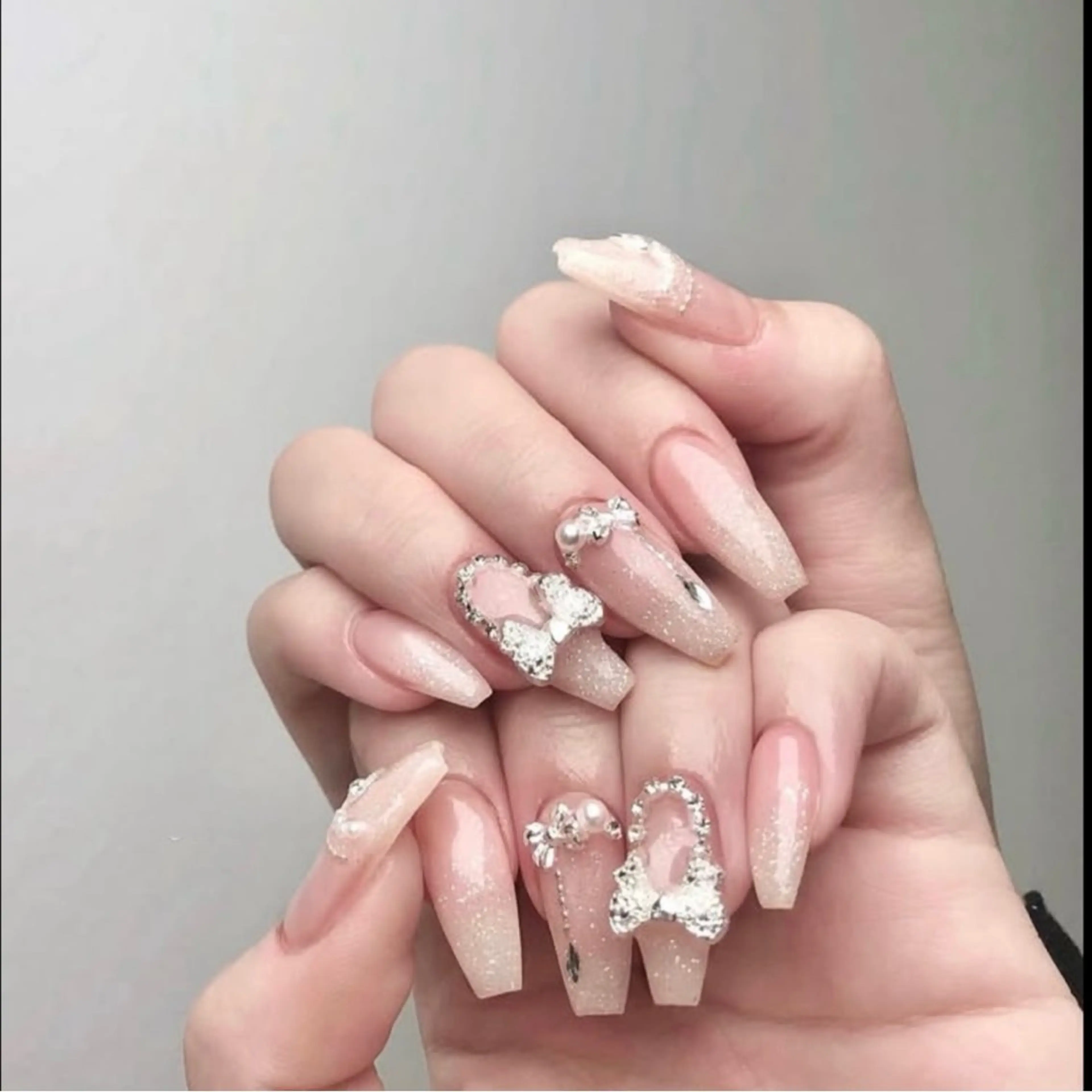 ネイル アートネイル フレンチネイル ジェルネイル グラデーション 韓国ネイル ハンドネイル Lala Nails所属・Lala Nailsのネイルデザイン