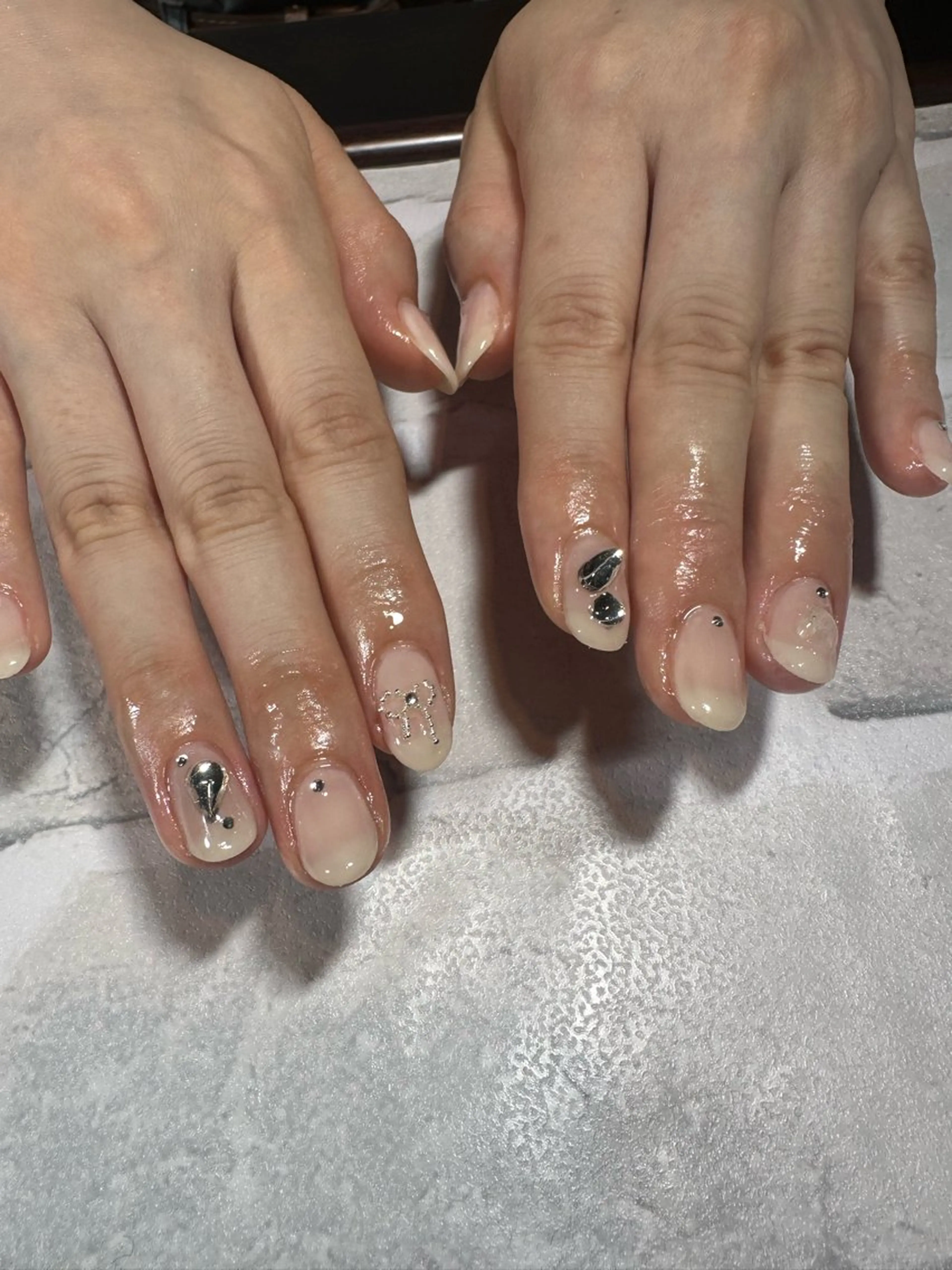 ネイル e.nail所属・🍎吉田 恵里🍎のネイルデザイン